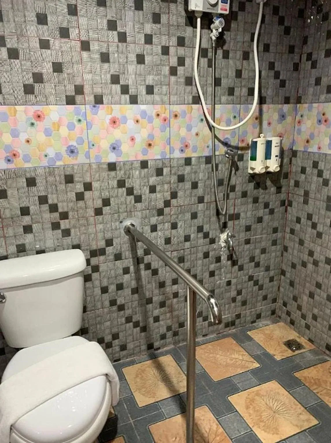 Bathroom in 2U Hotel Hatyai