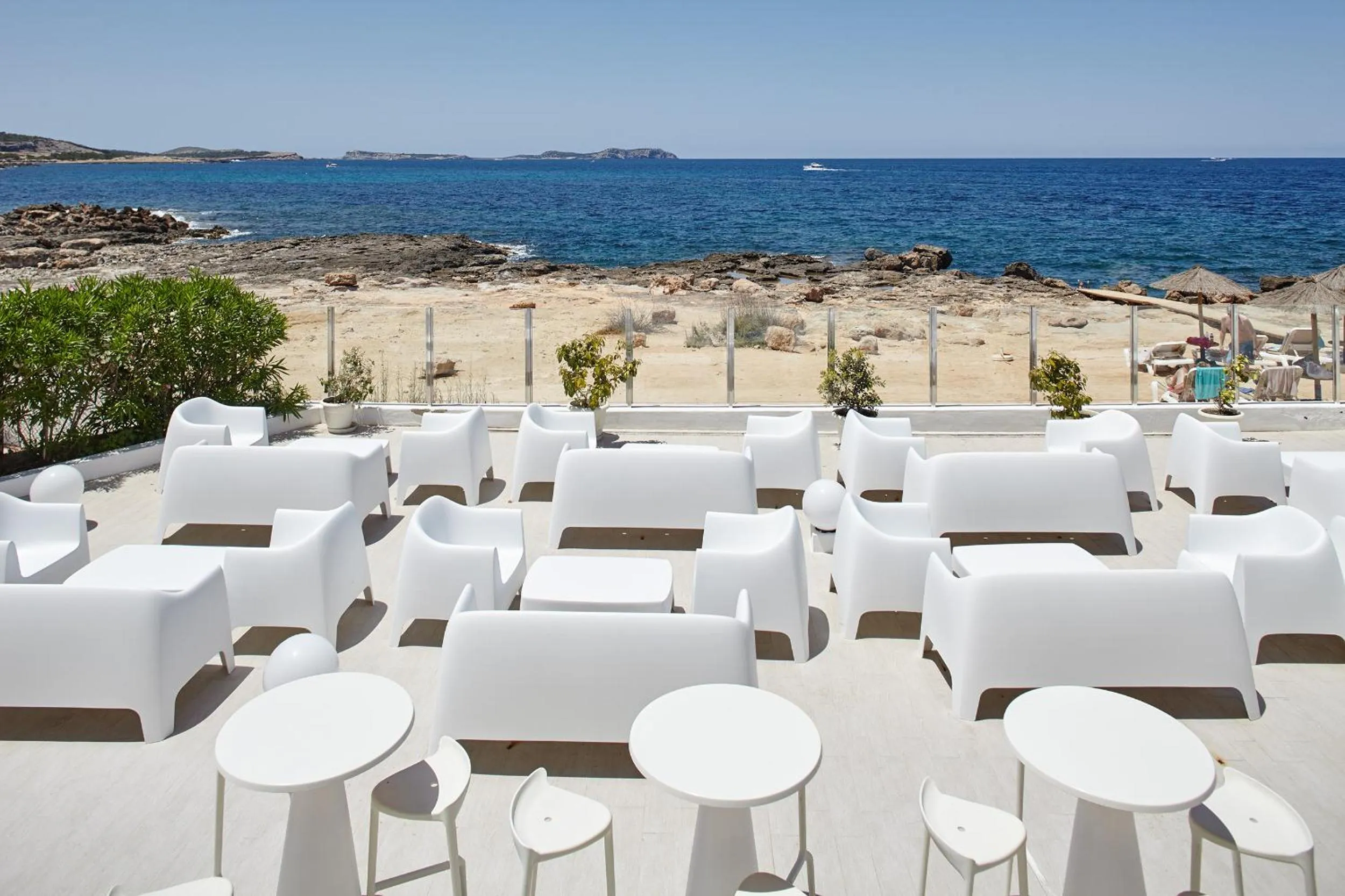 Day in Aparthotel Nereida