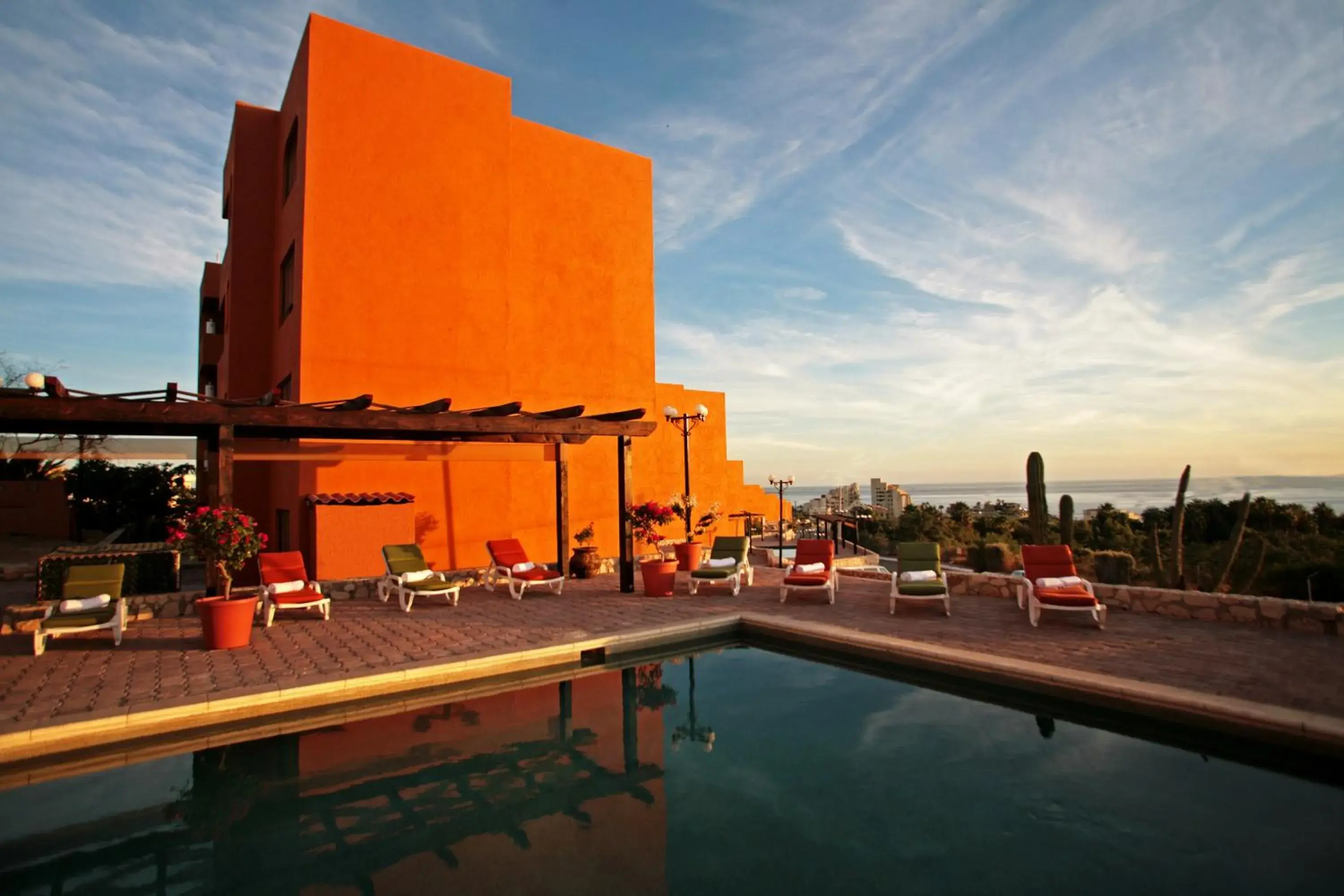 Swimming pool in Sunrock Hotel & Suites Swimming pool in Sunrock Hotel & Suites