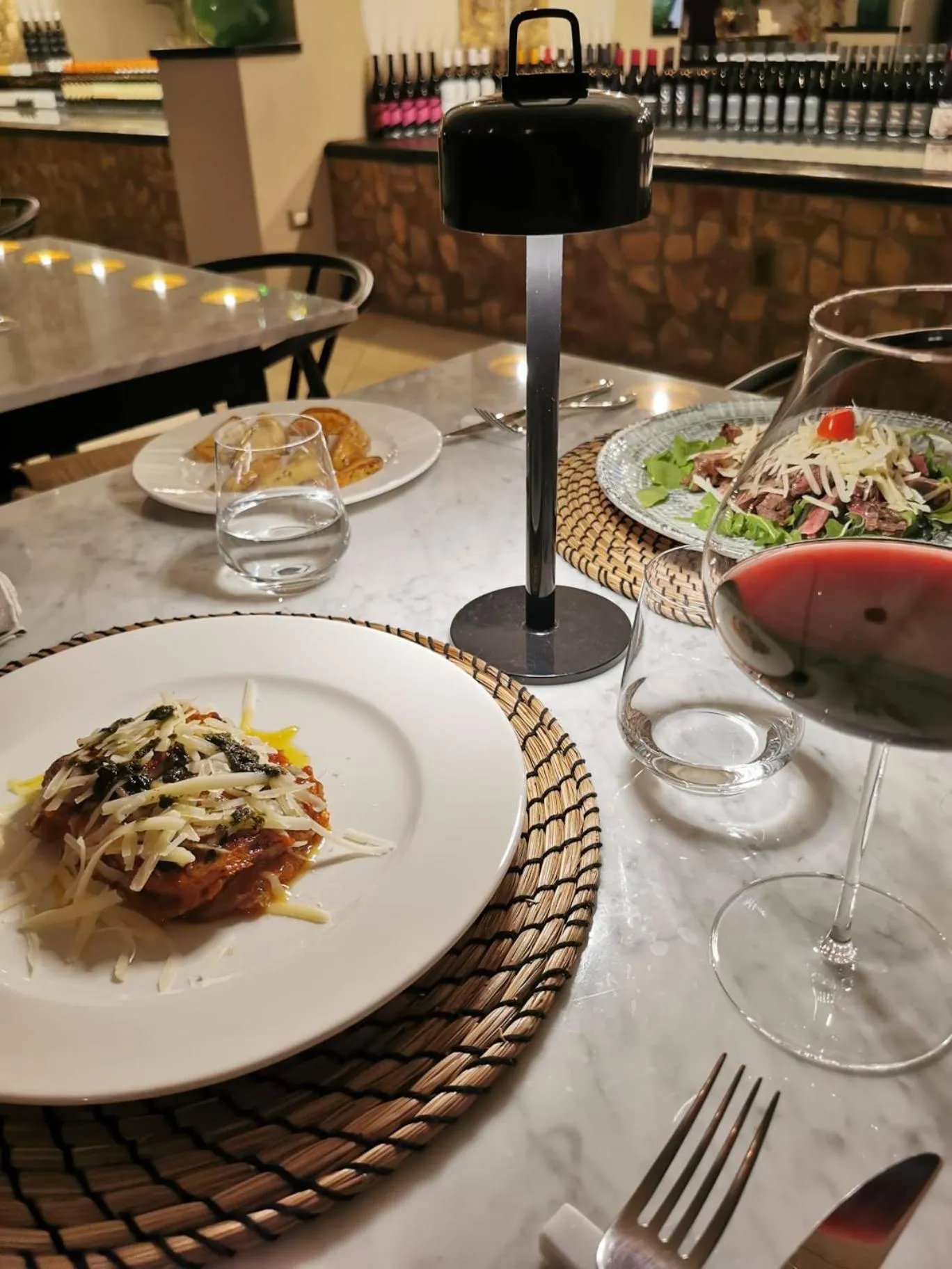 Restaurant/places to eat in Villa Felicia