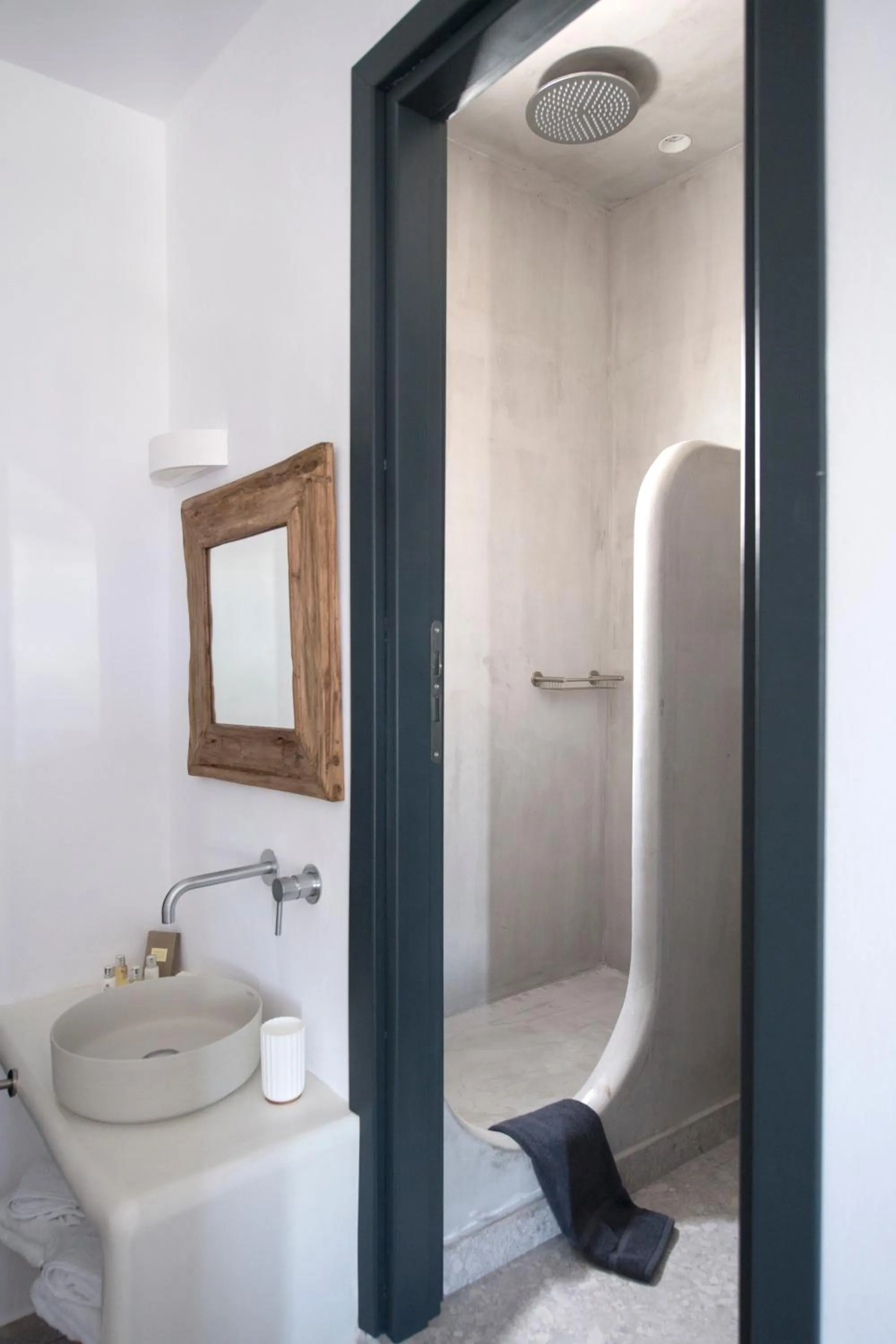 Shower in Sandaya Luxury Suites