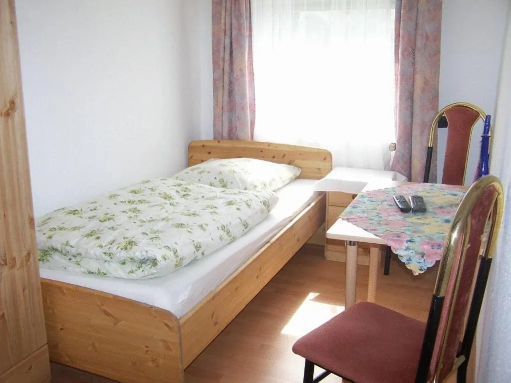 Bedroom, Bed in Gasthof Zum Stausee