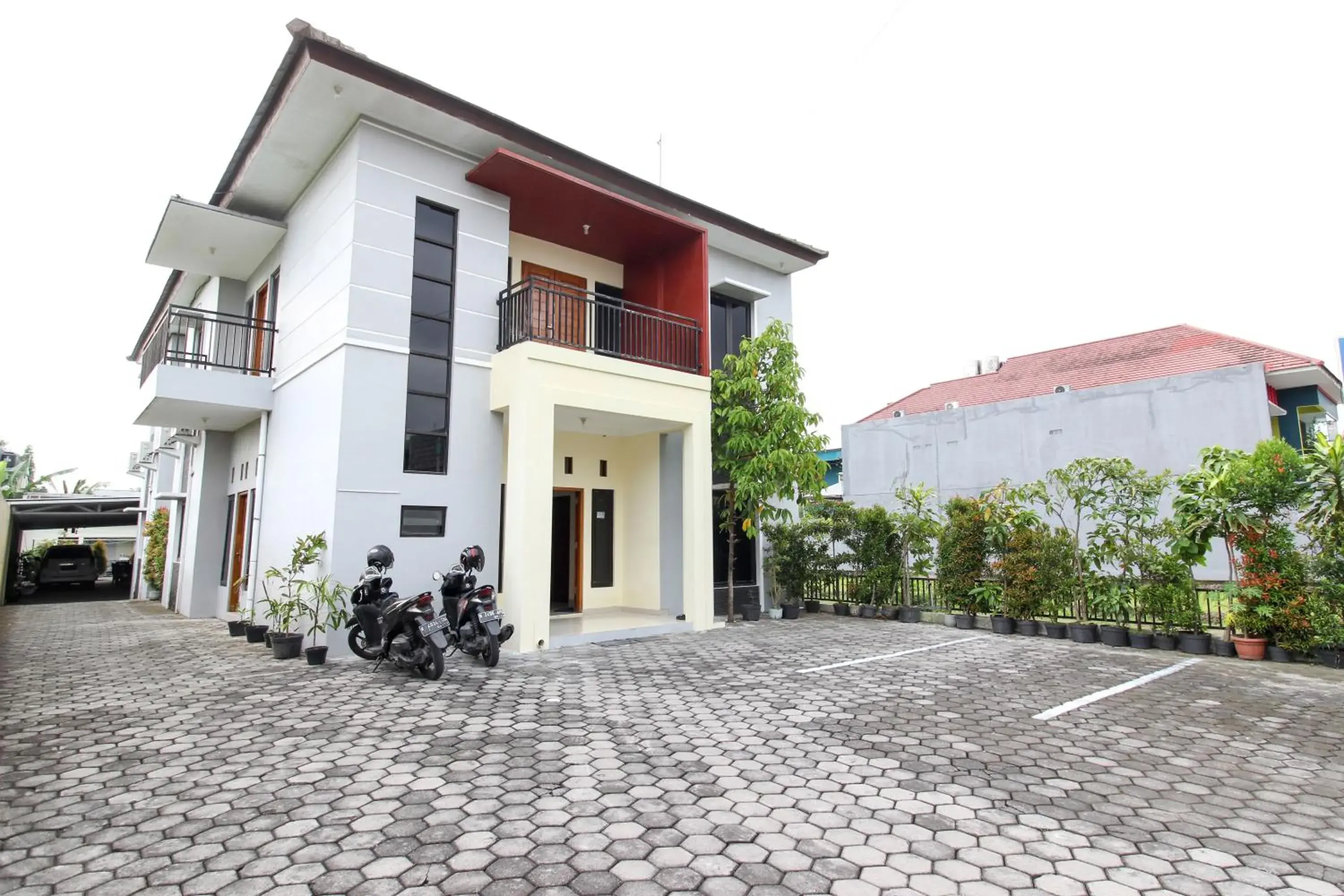 Property Building in RedDoorz near Rumah Sakit Condong Catur