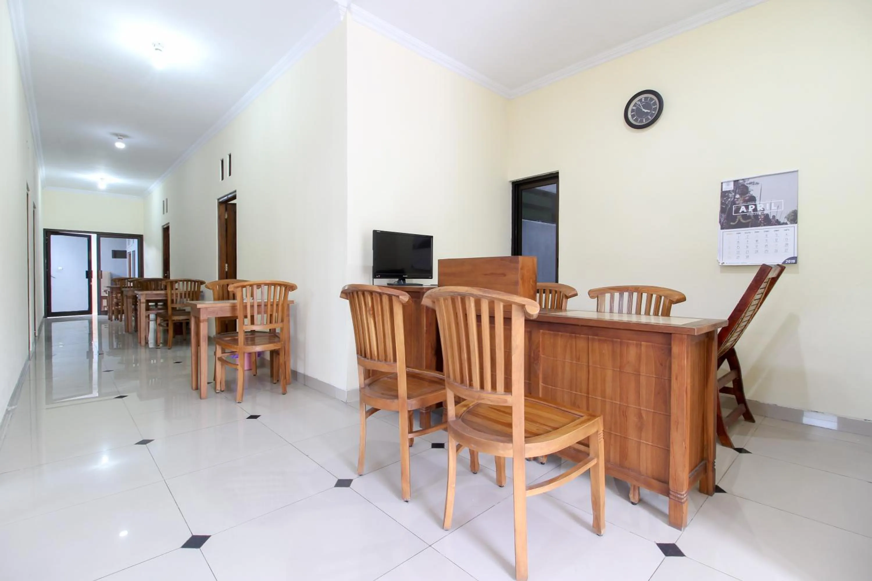 Lobby or reception in RedDoorz near Rumah Sakit Condong Catur