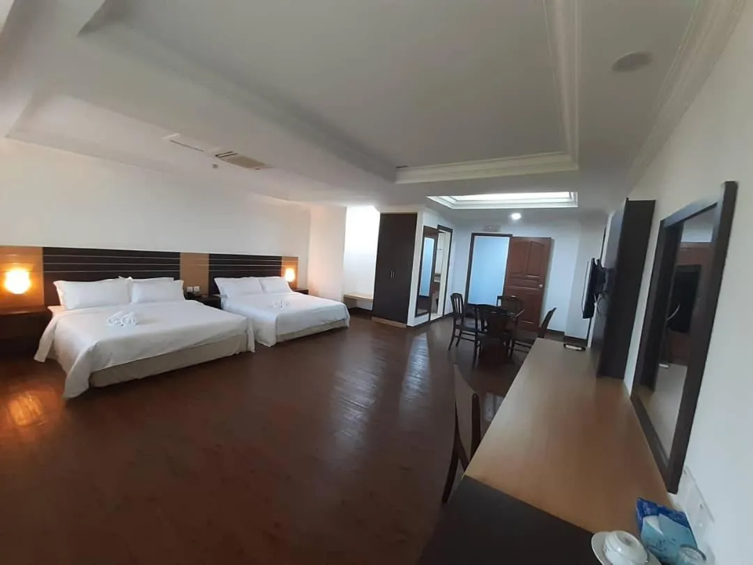 Photo of the whole room, Bed in Sara Hotel