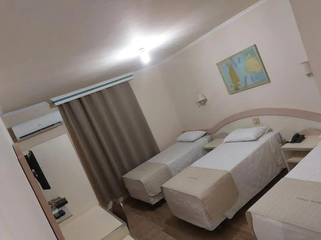 Standard Triple Room in Prince Hotel Standard Triple Room in Prince Hotel