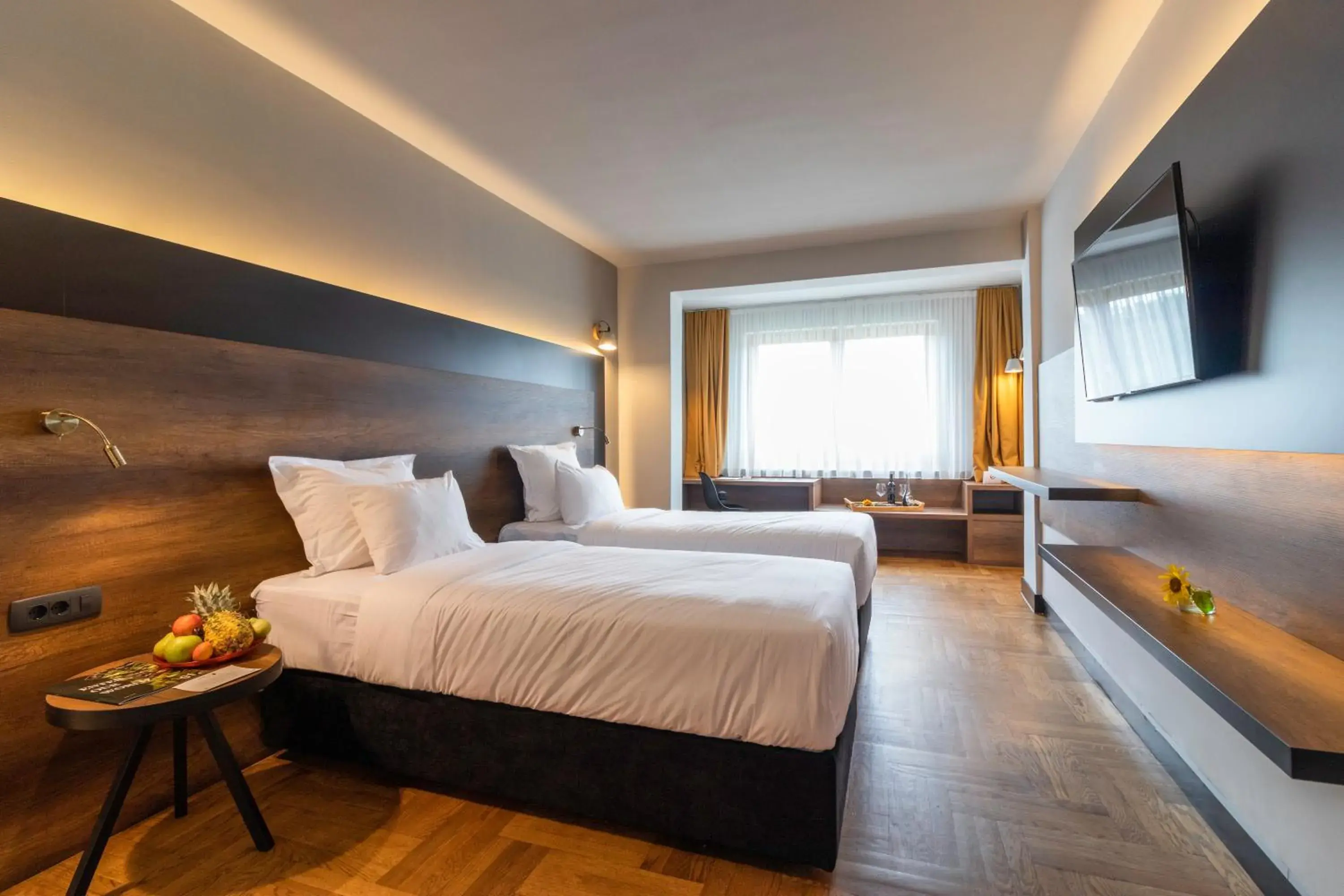 Bed in Next Door Park Bed in Next Door Park