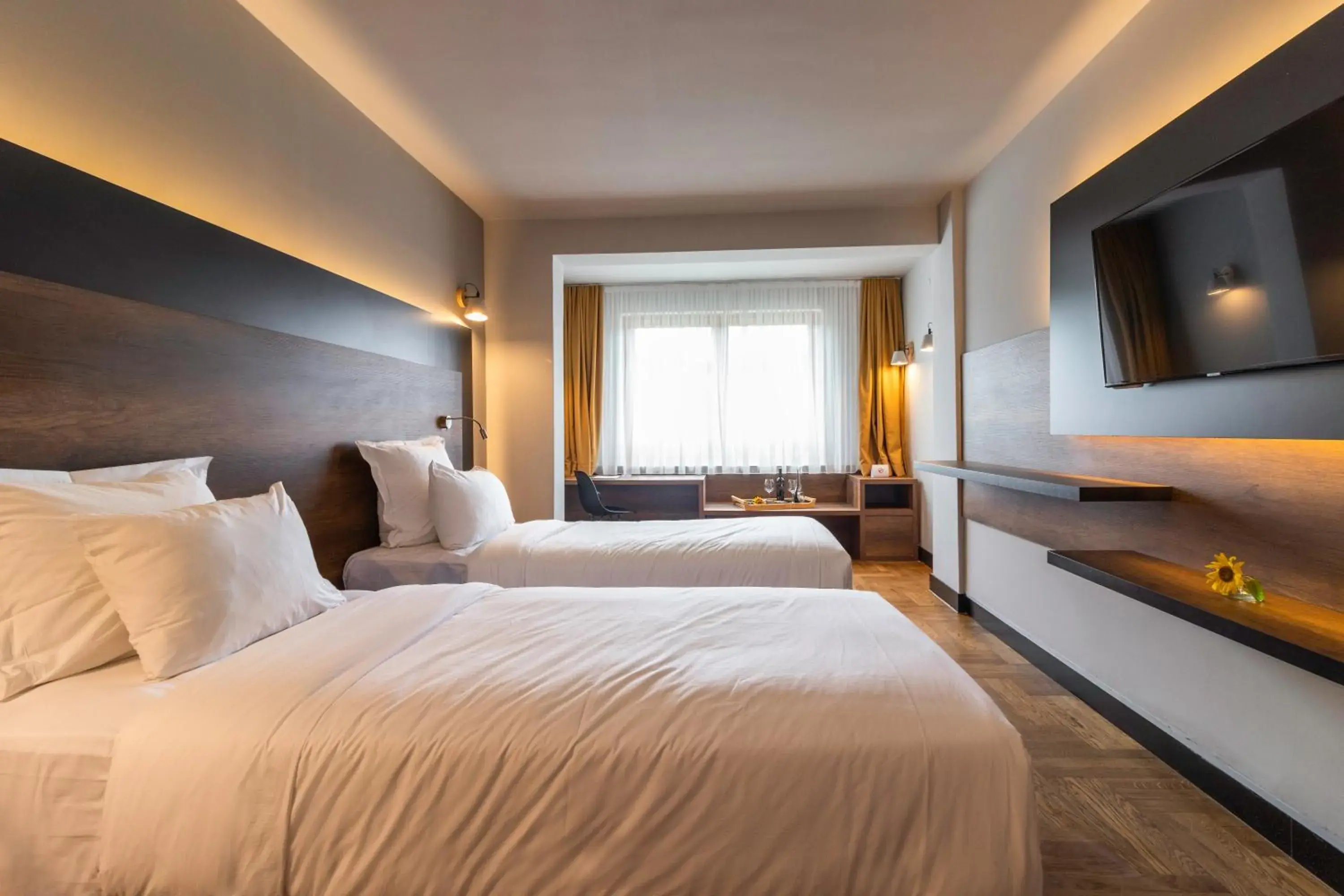 Bed in Next Door Park Bed in Next Door Park