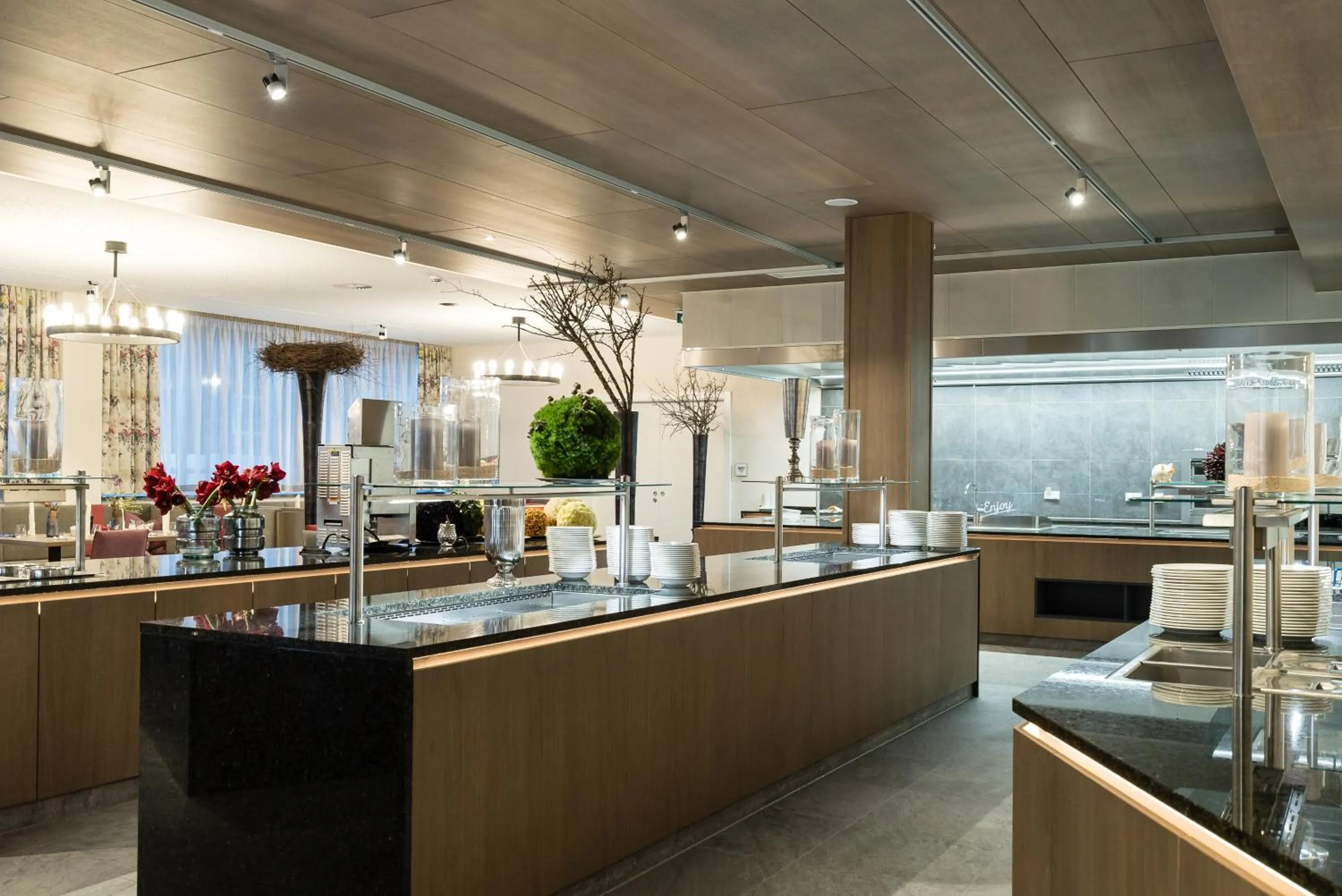 Restaurant/places to eat in Adler Resort