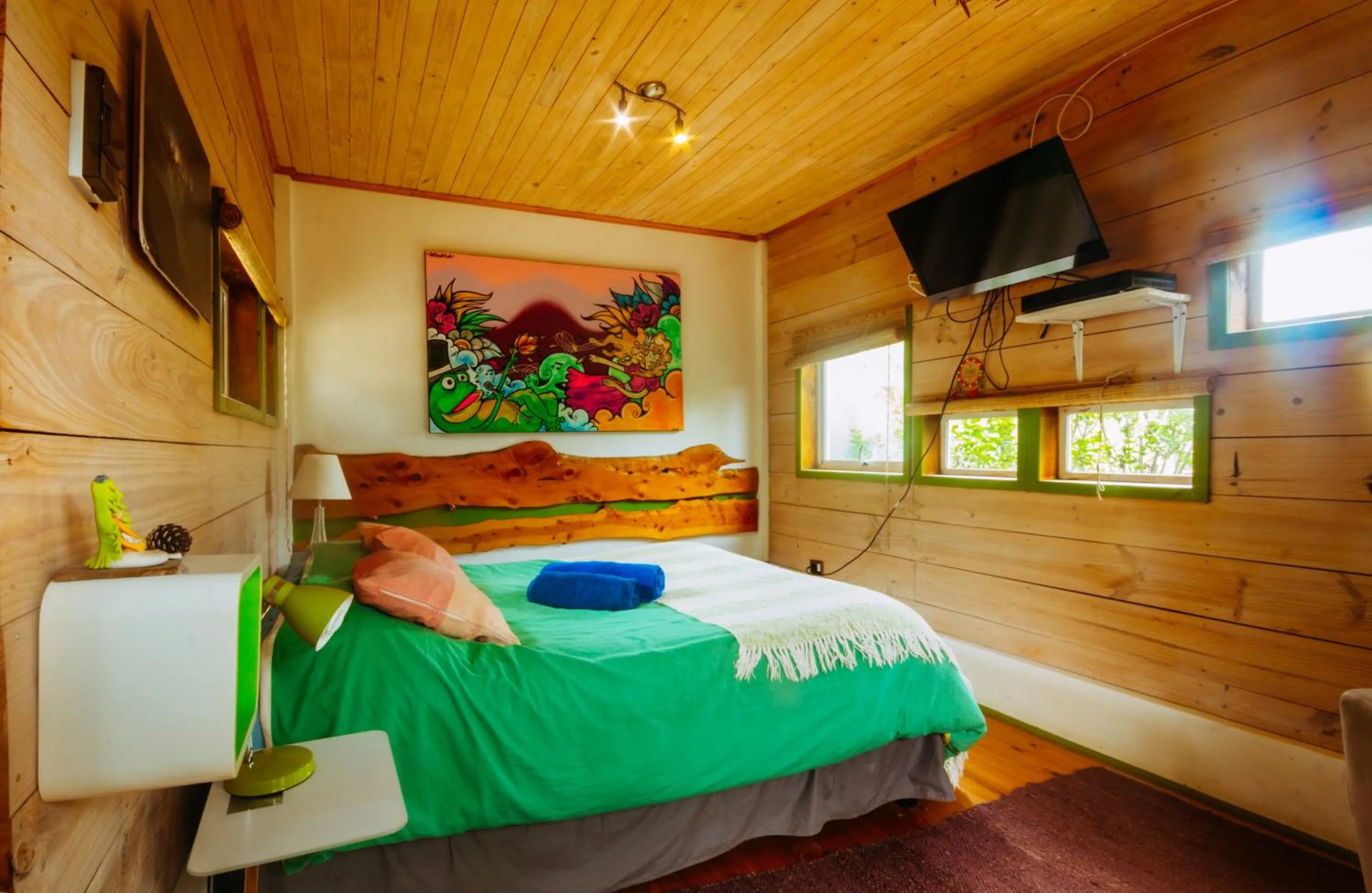 Double Room with Private Bathroom in Sirena Insolente Hostel & Suites