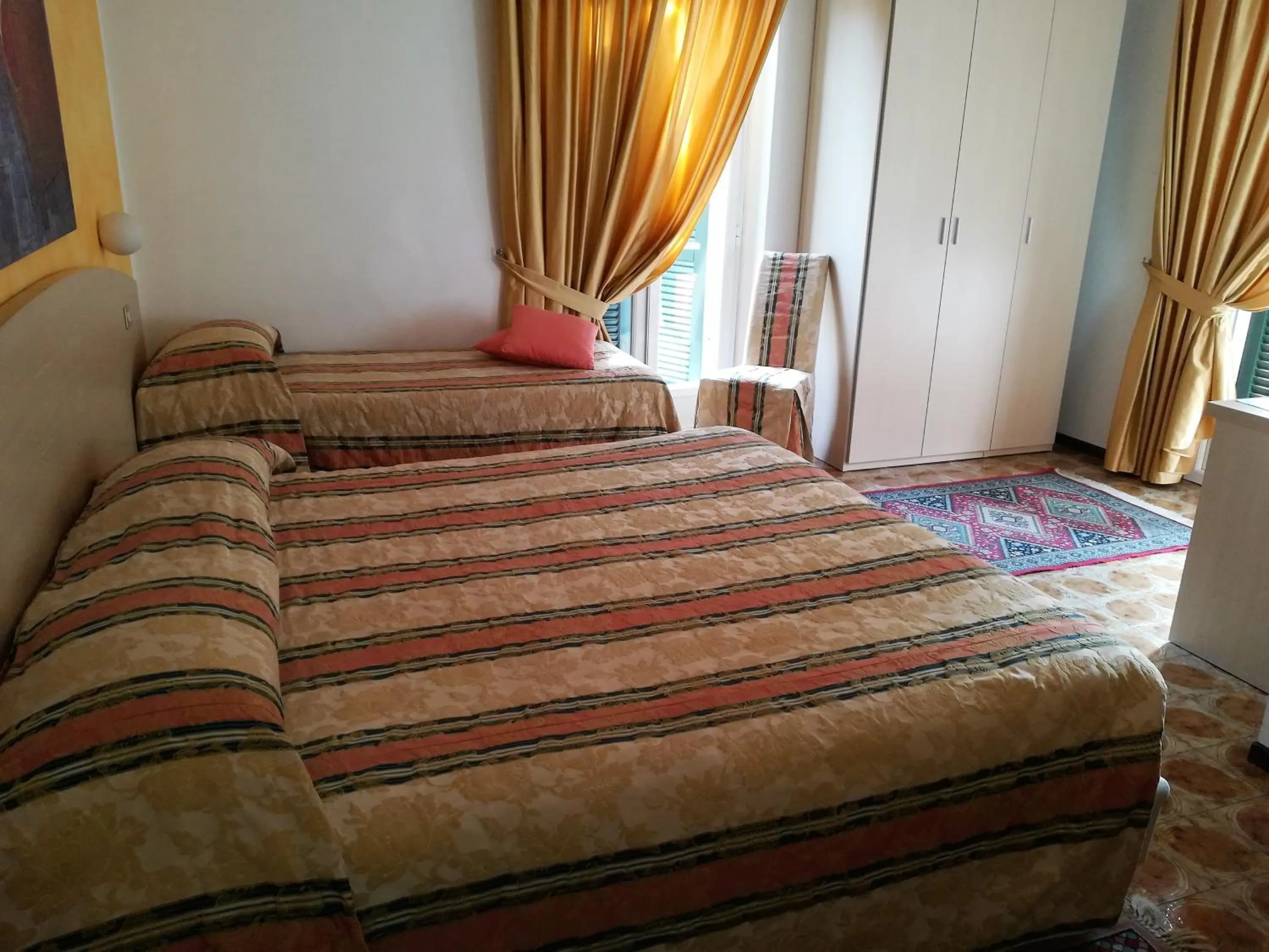 Bed in Hotel Centrale