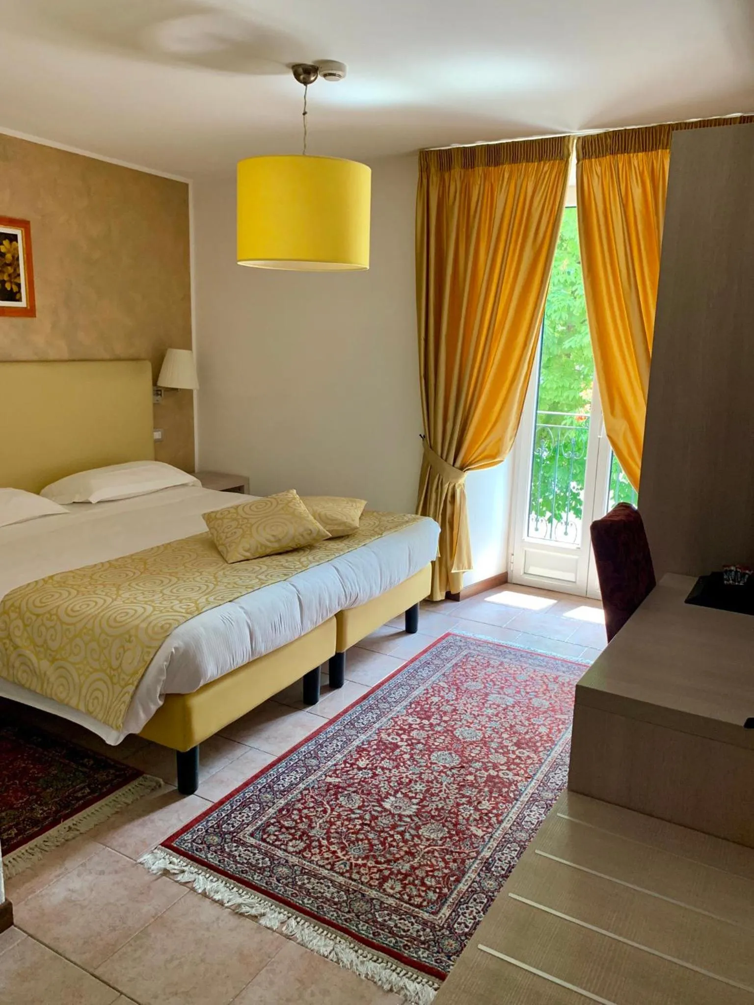 Bed in Hotel Centrale