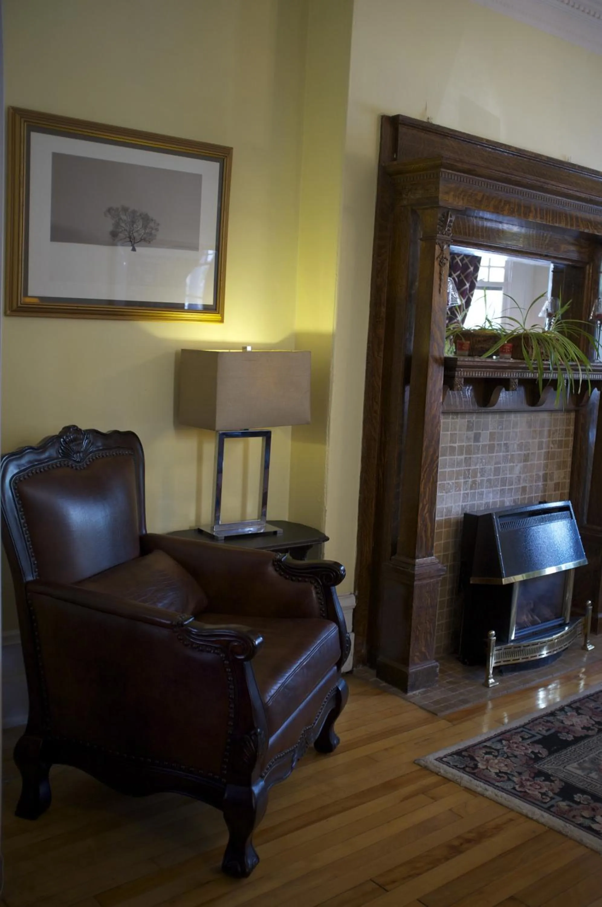 Decorative detail in Rideau Inn