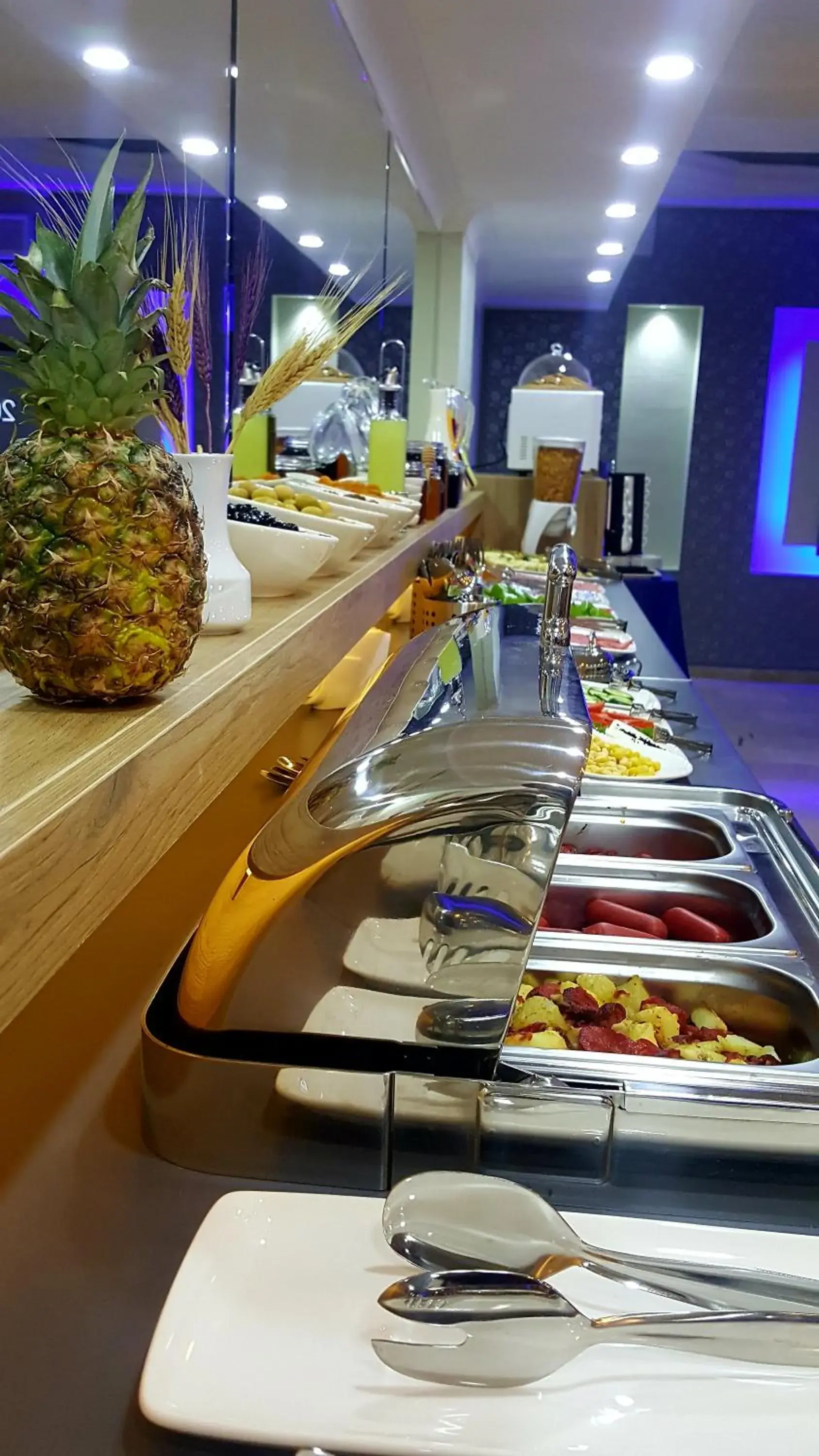 Restaurant/places to eat in MARİNA HOTEL Restaurant/places to eat in MARİNA HOTEL