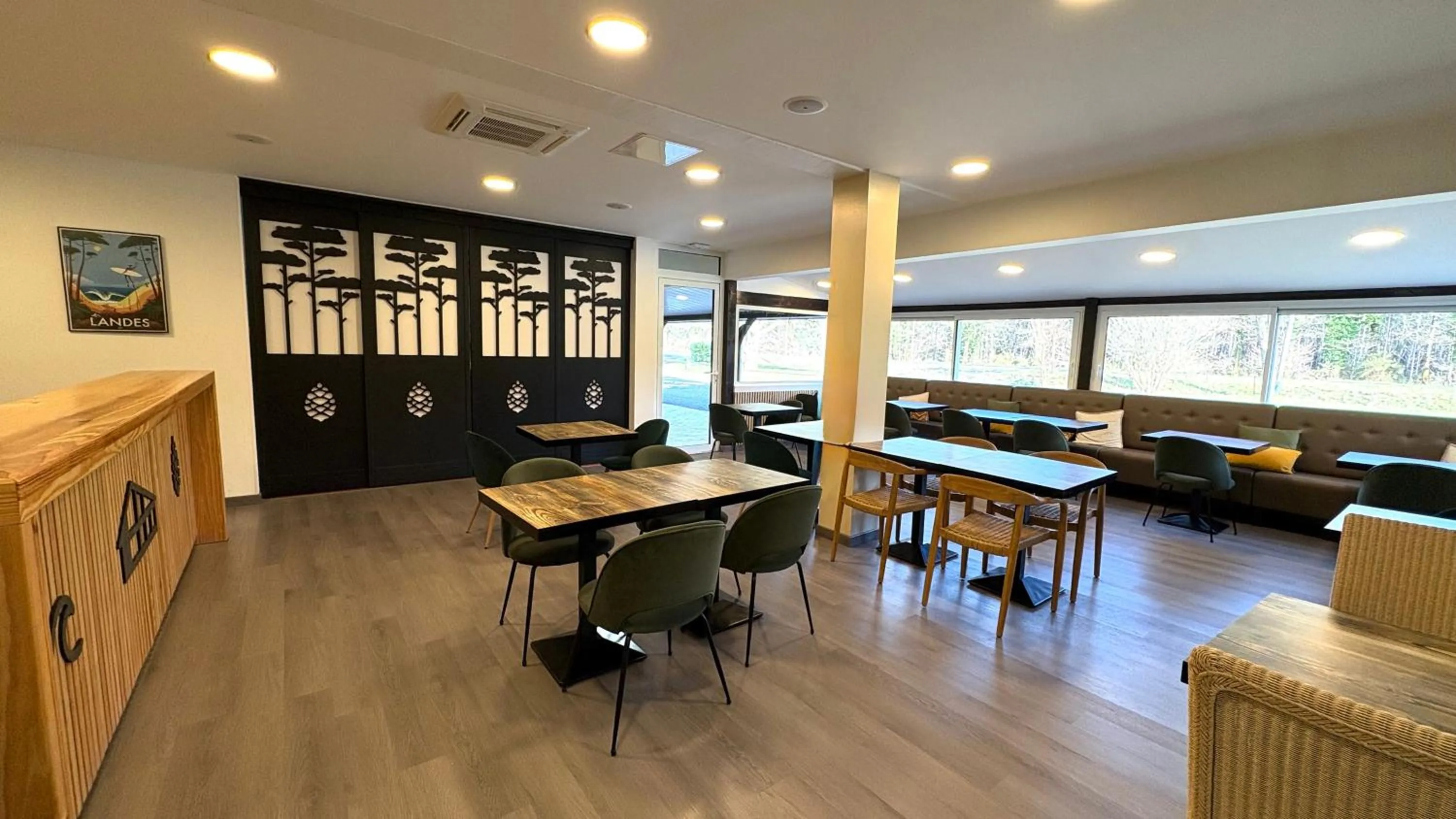 Restaurant/places to eat in Hôtel Paris Madrid