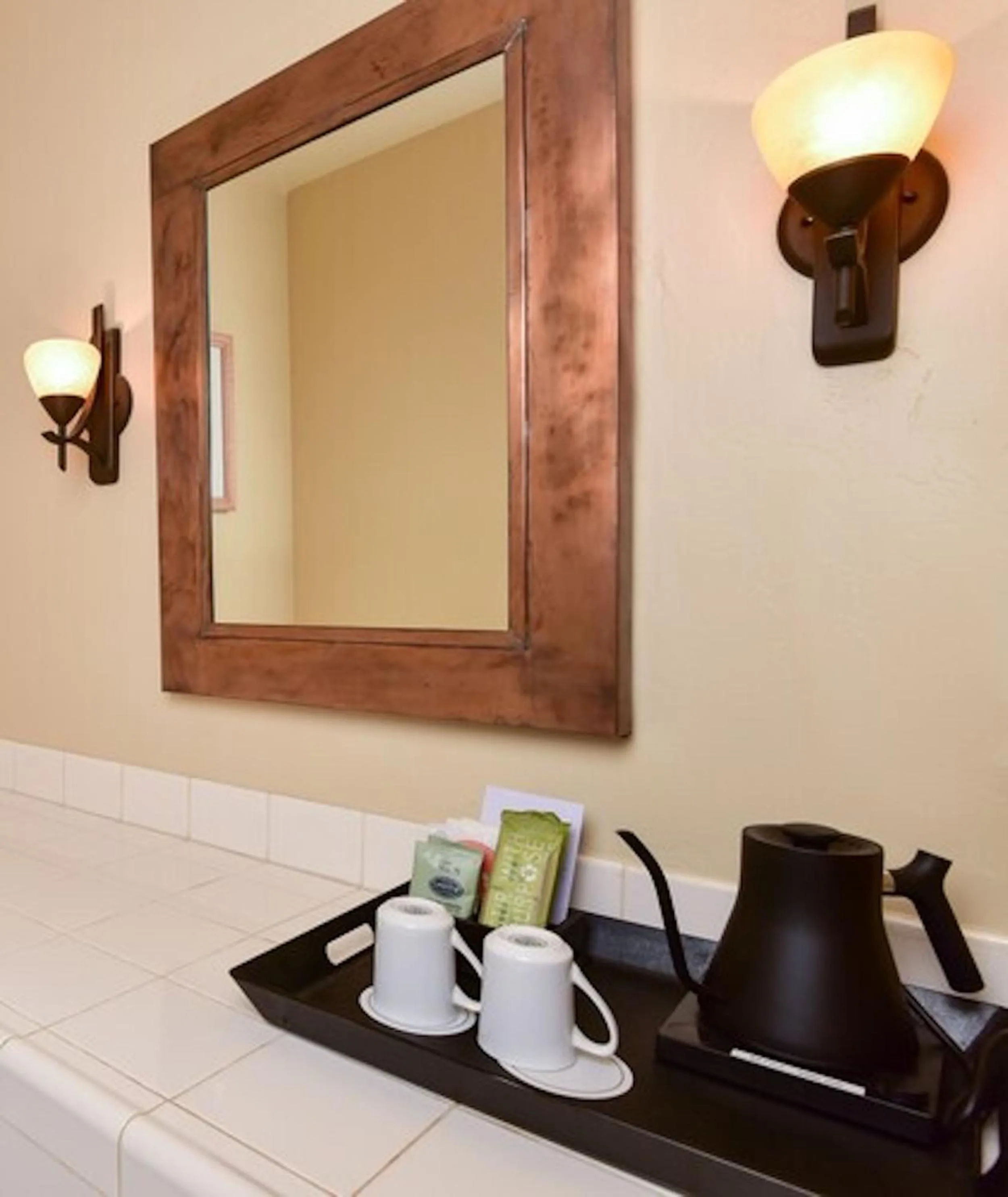 Coffee/tea facilities in Lodge On The Desert