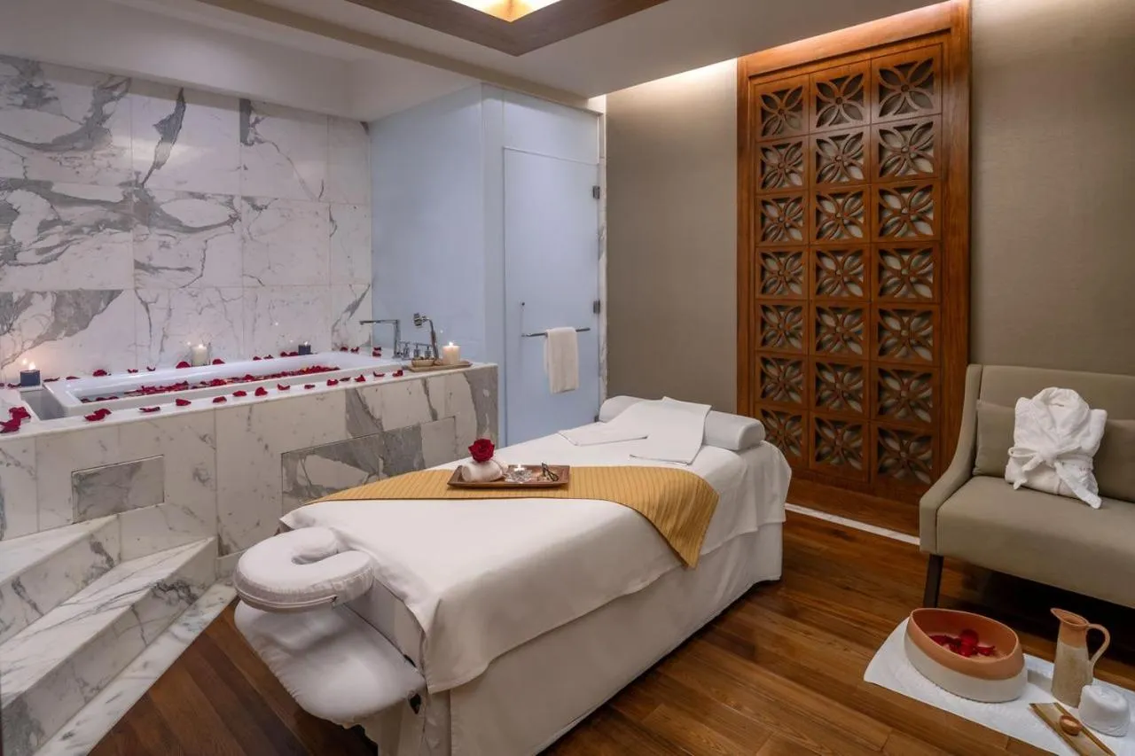 Bed in Solaire Resort Entertainment City