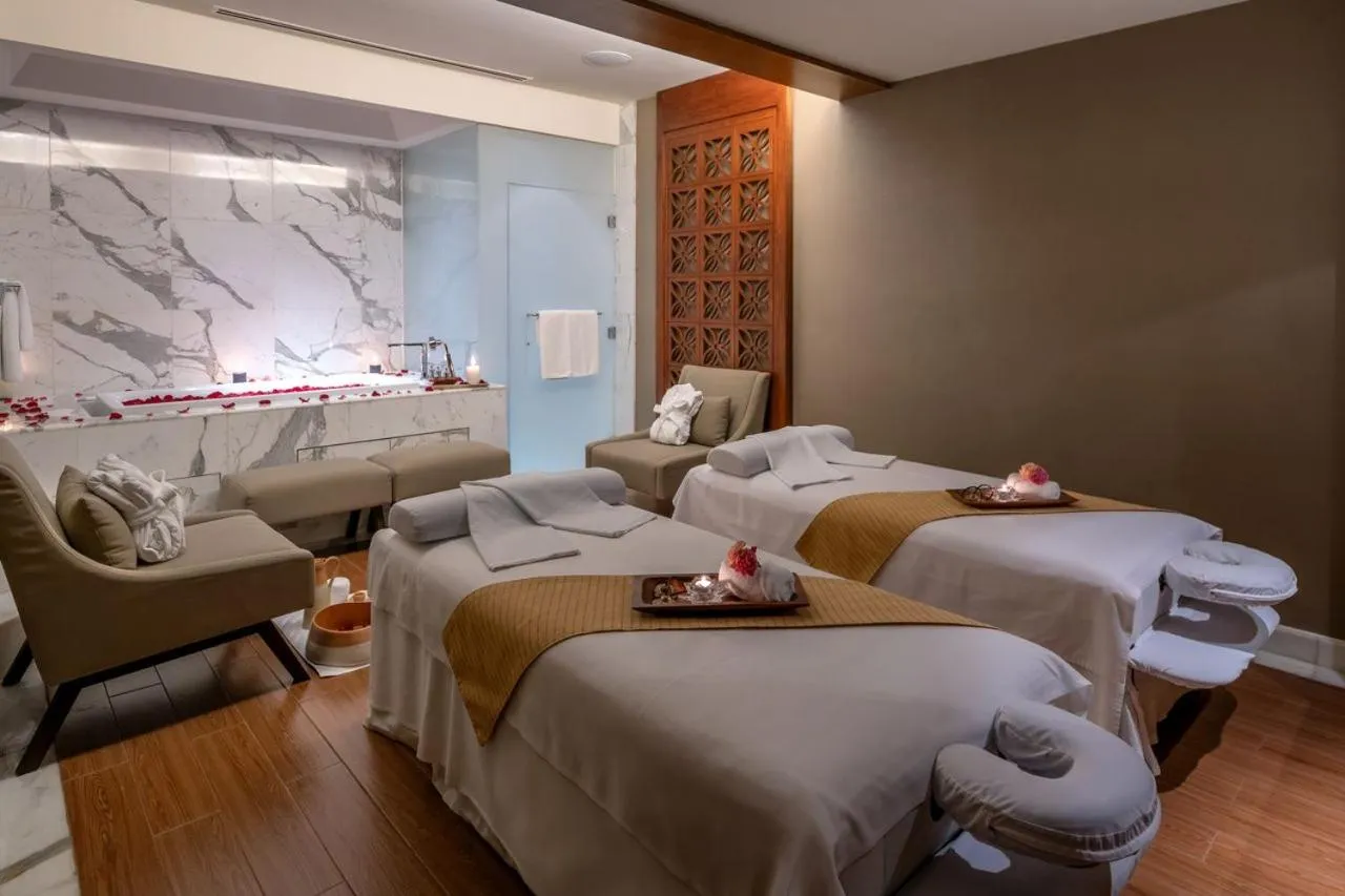 Bed in Solaire Resort Entertainment City