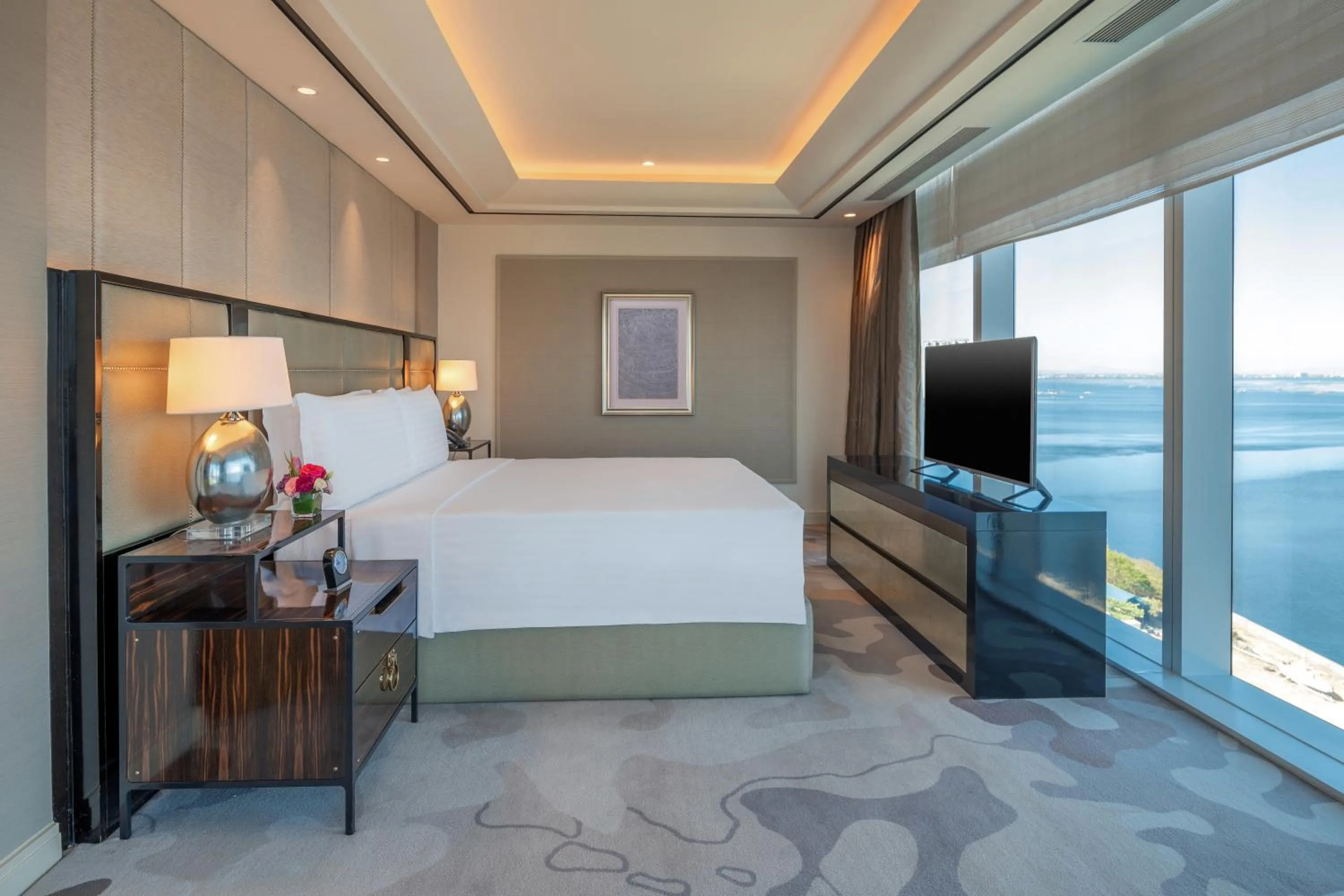 Bed in Solaire Resort Entertainment City