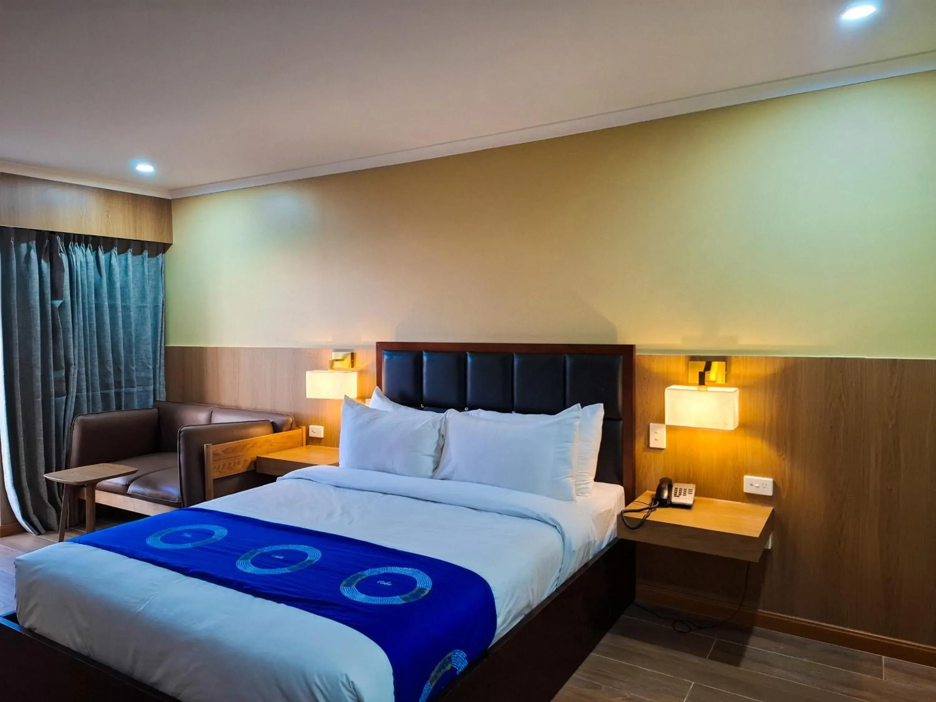 Superior Single Room with Sea View in Gazelle International Hotel Superior Single Room with Sea View in Gazelle International Hotel