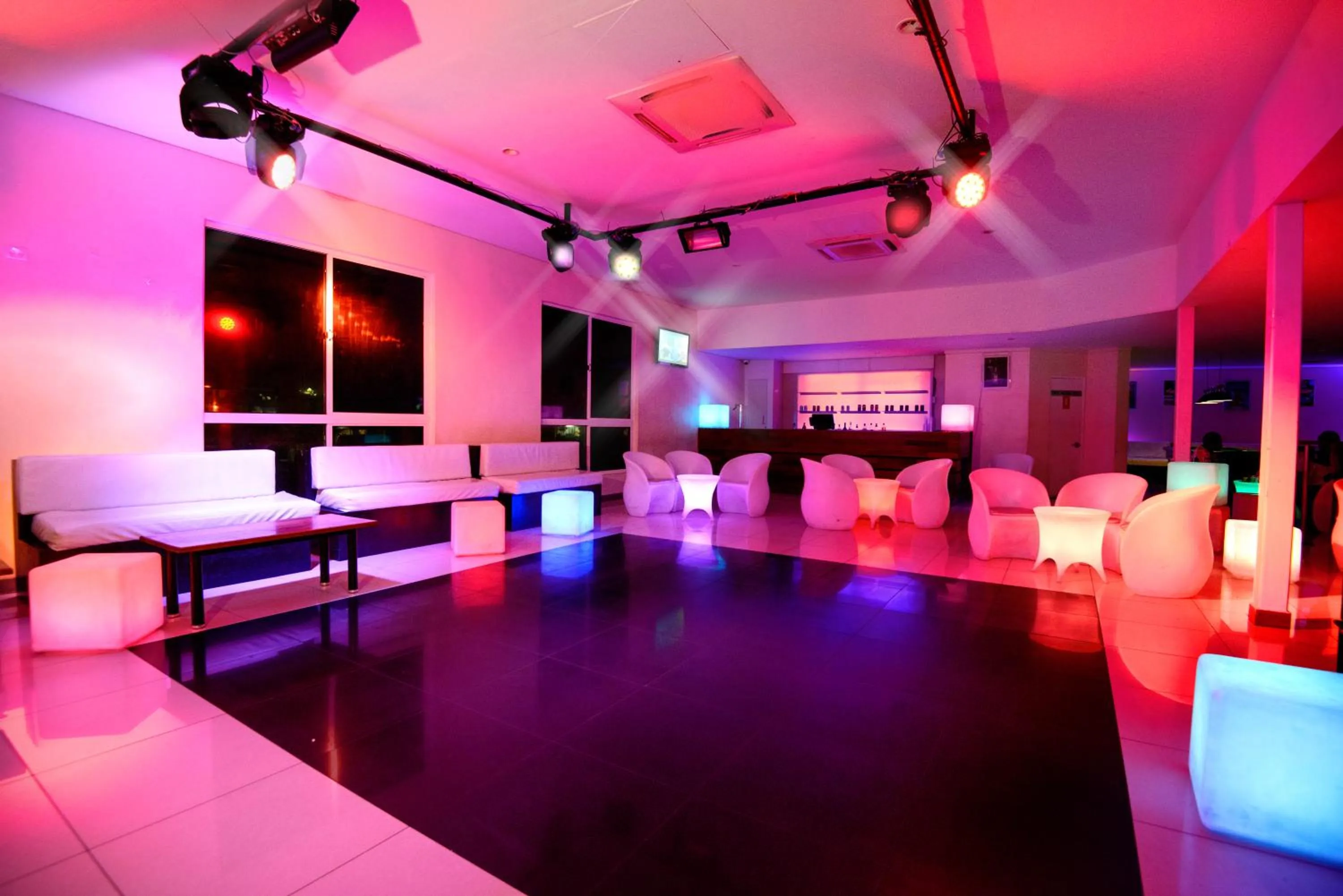 Gazelle International Hotel