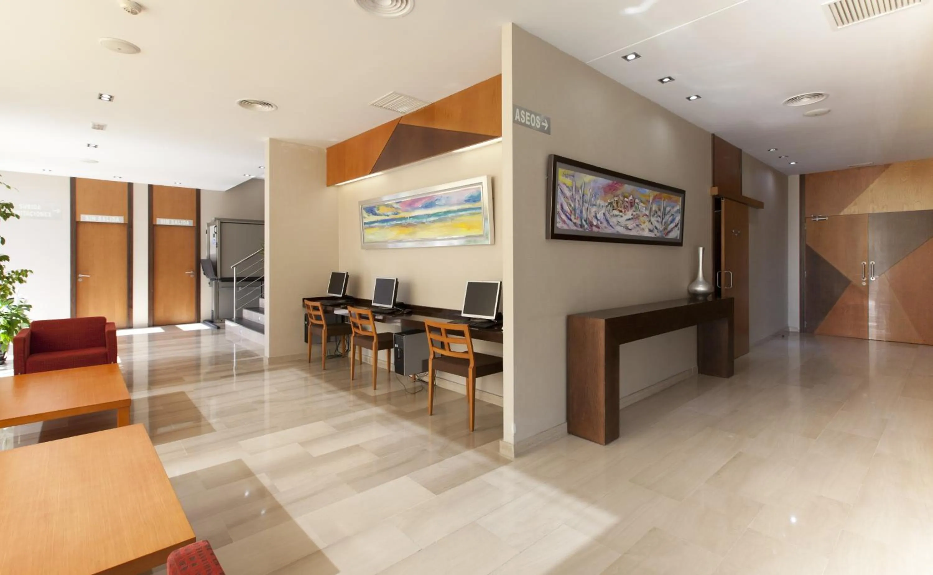 Lobby or reception in Hotel Olympia Ronda II