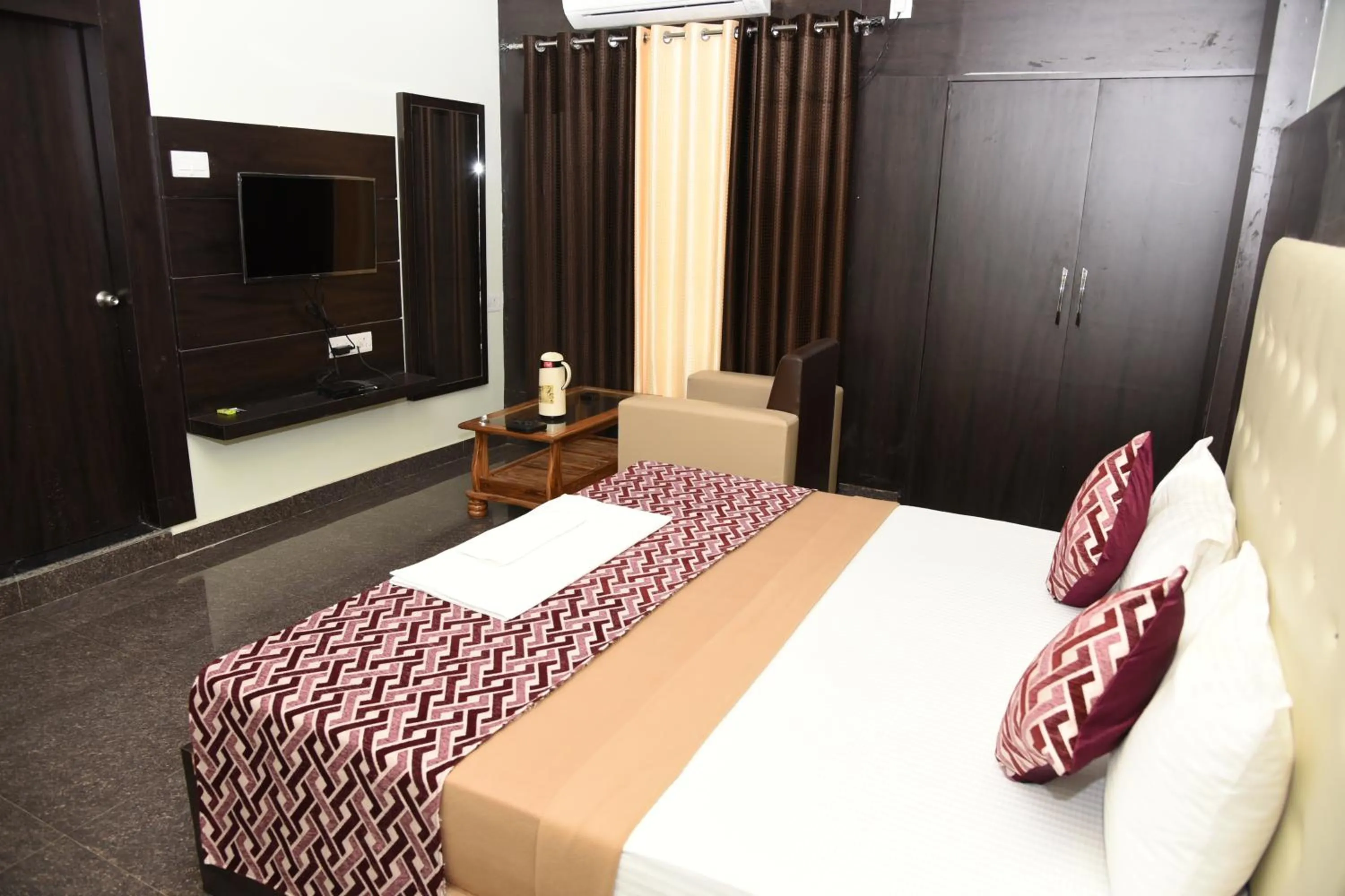 Hotel Mayank