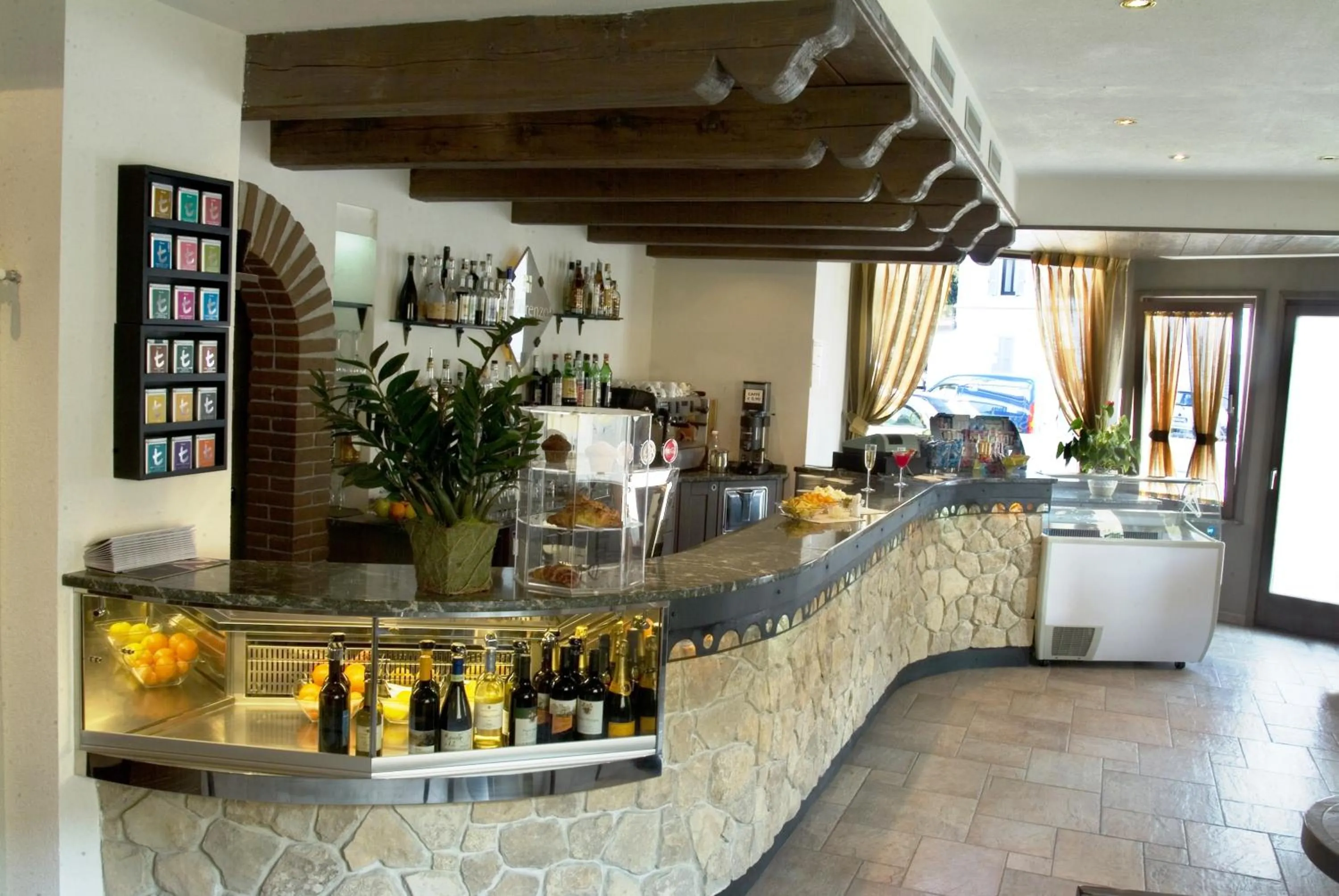Lounge or bar in Hotel San Lorenzo Chiavenna