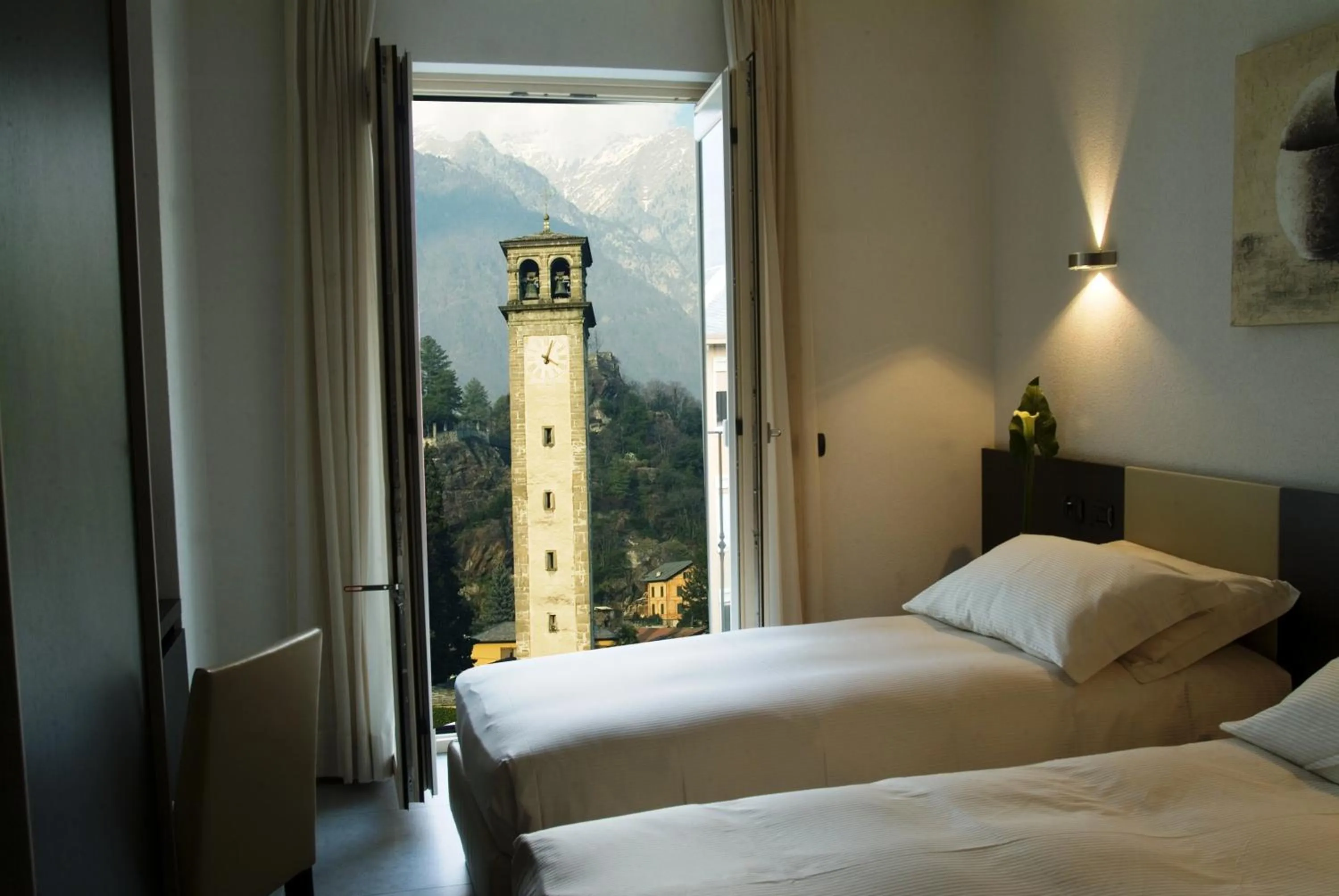 Bed in Hotel San Lorenzo Chiavenna