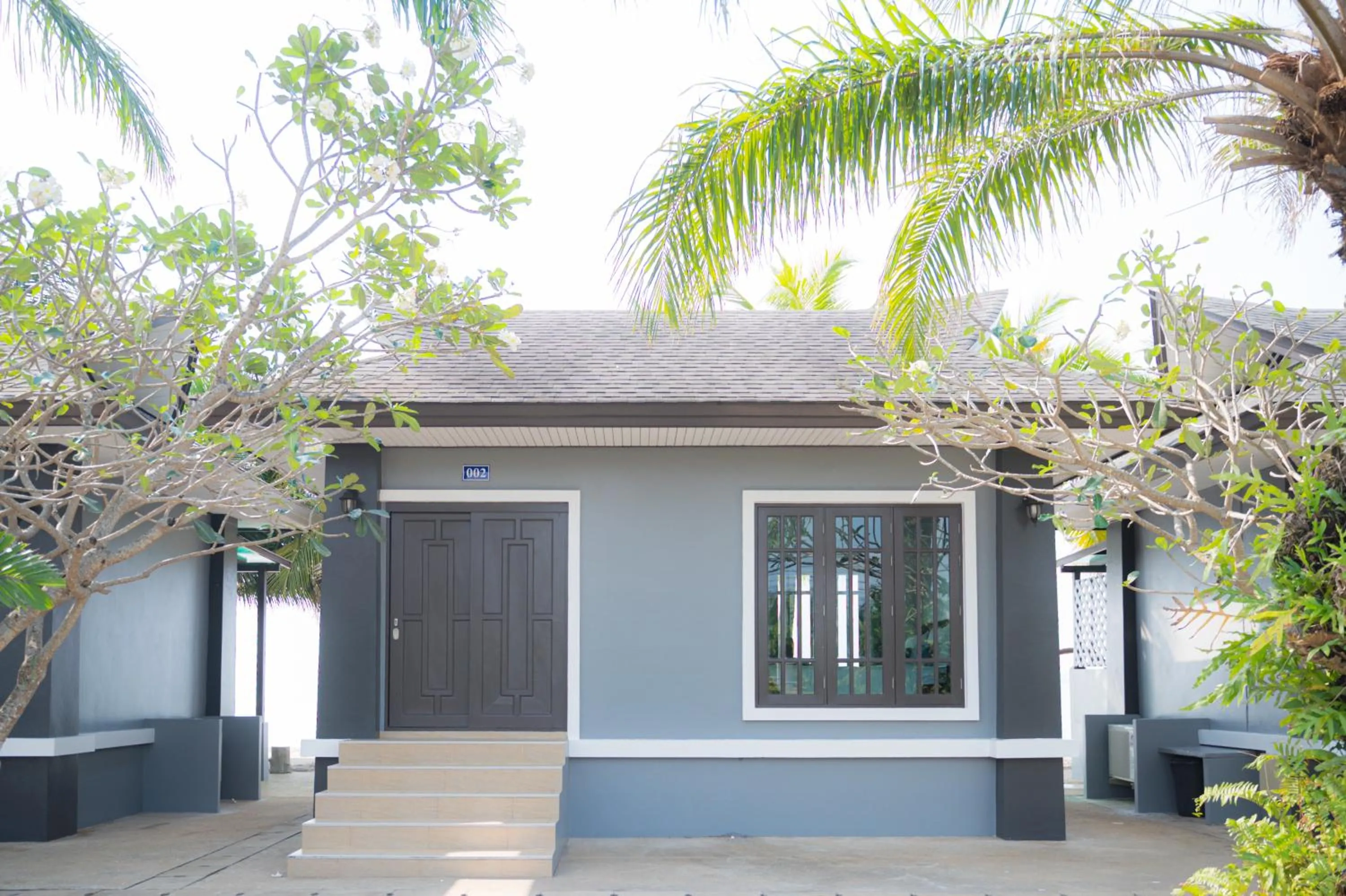 Property building in Baan Faa Talaychan Resort