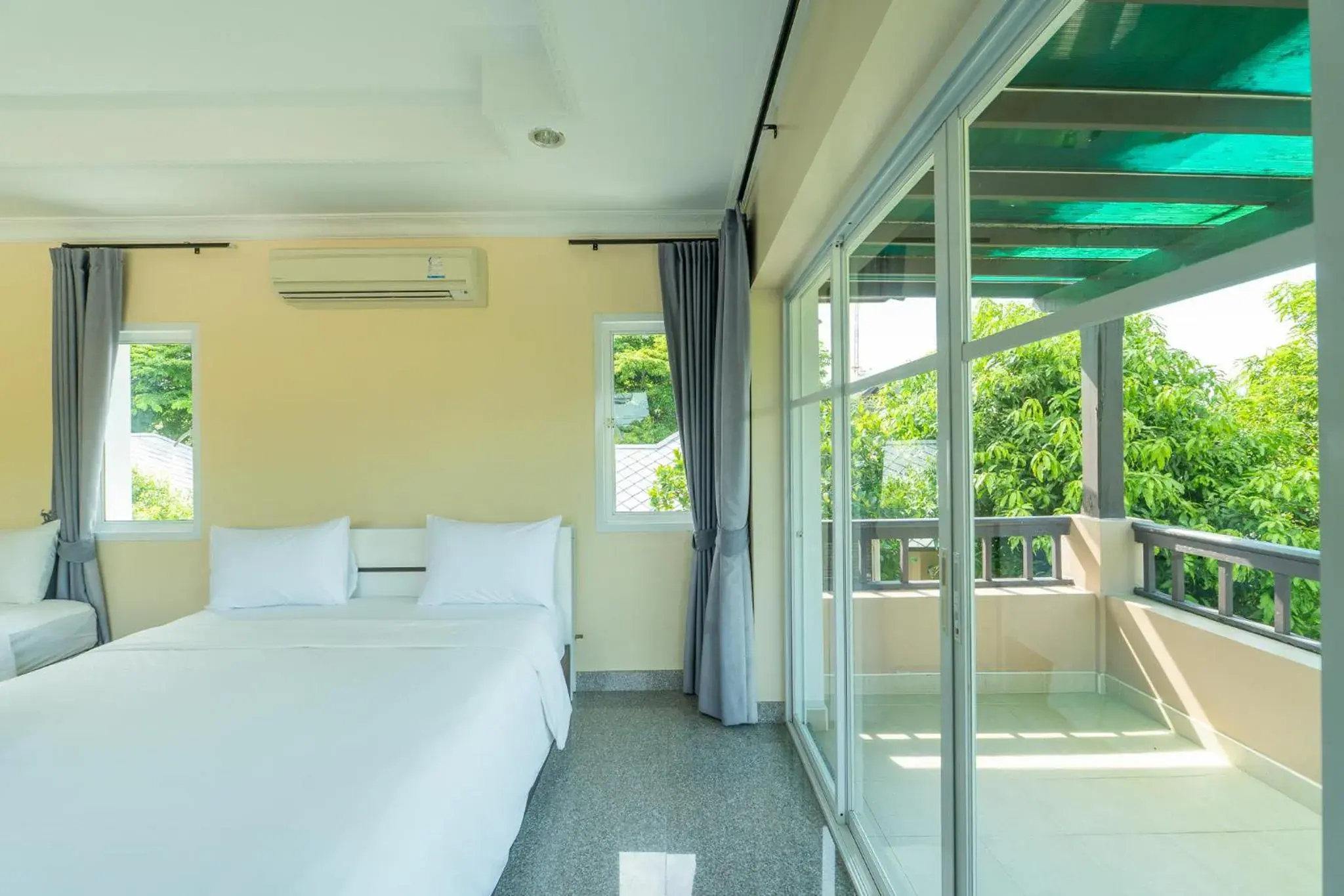 Bed in Baan Faa Talaychan Resort Bed in Baan Faa Talaychan Resort