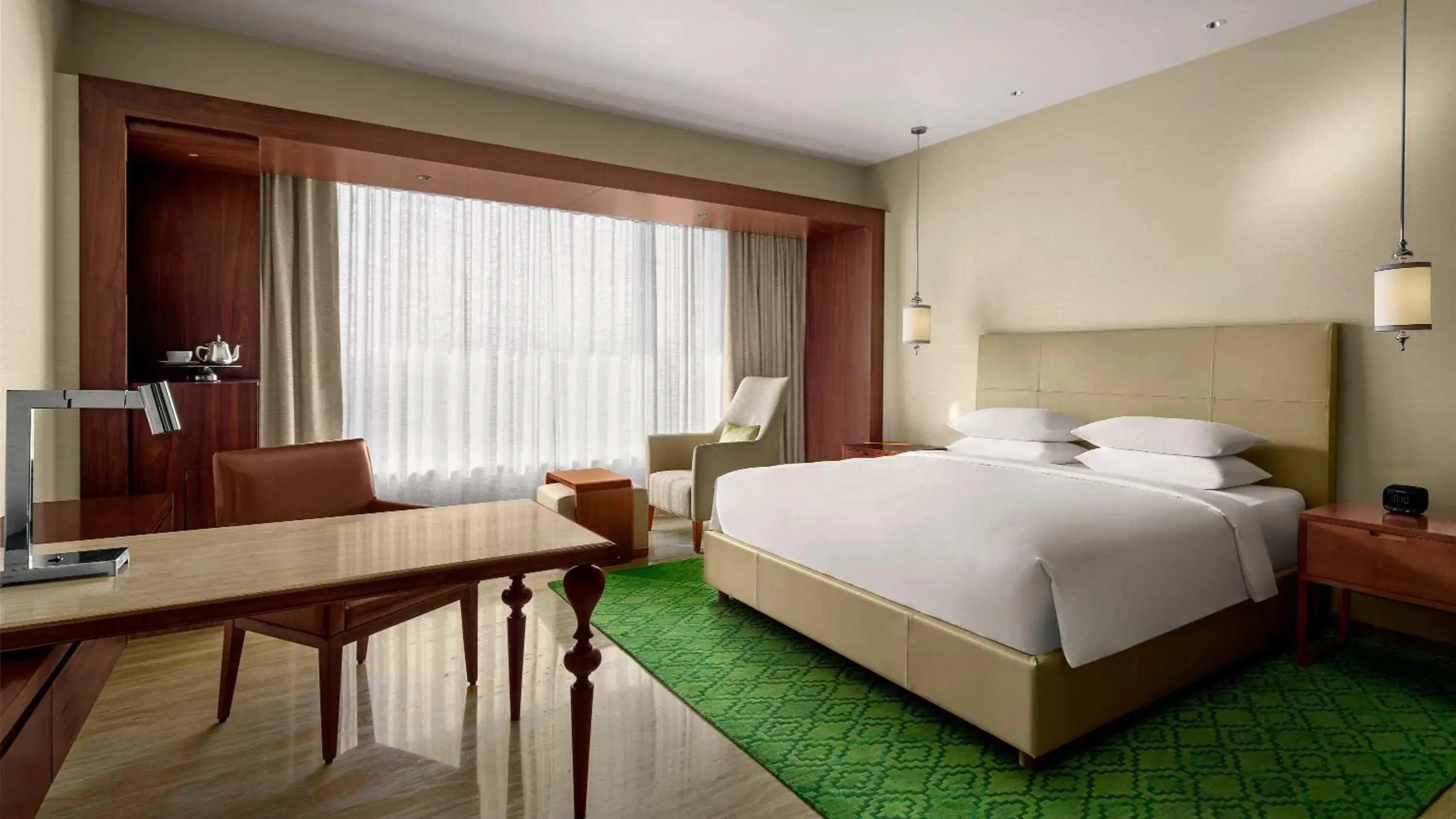 Bed in Park Hyatt Chennai Bed in Park Hyatt Chennai