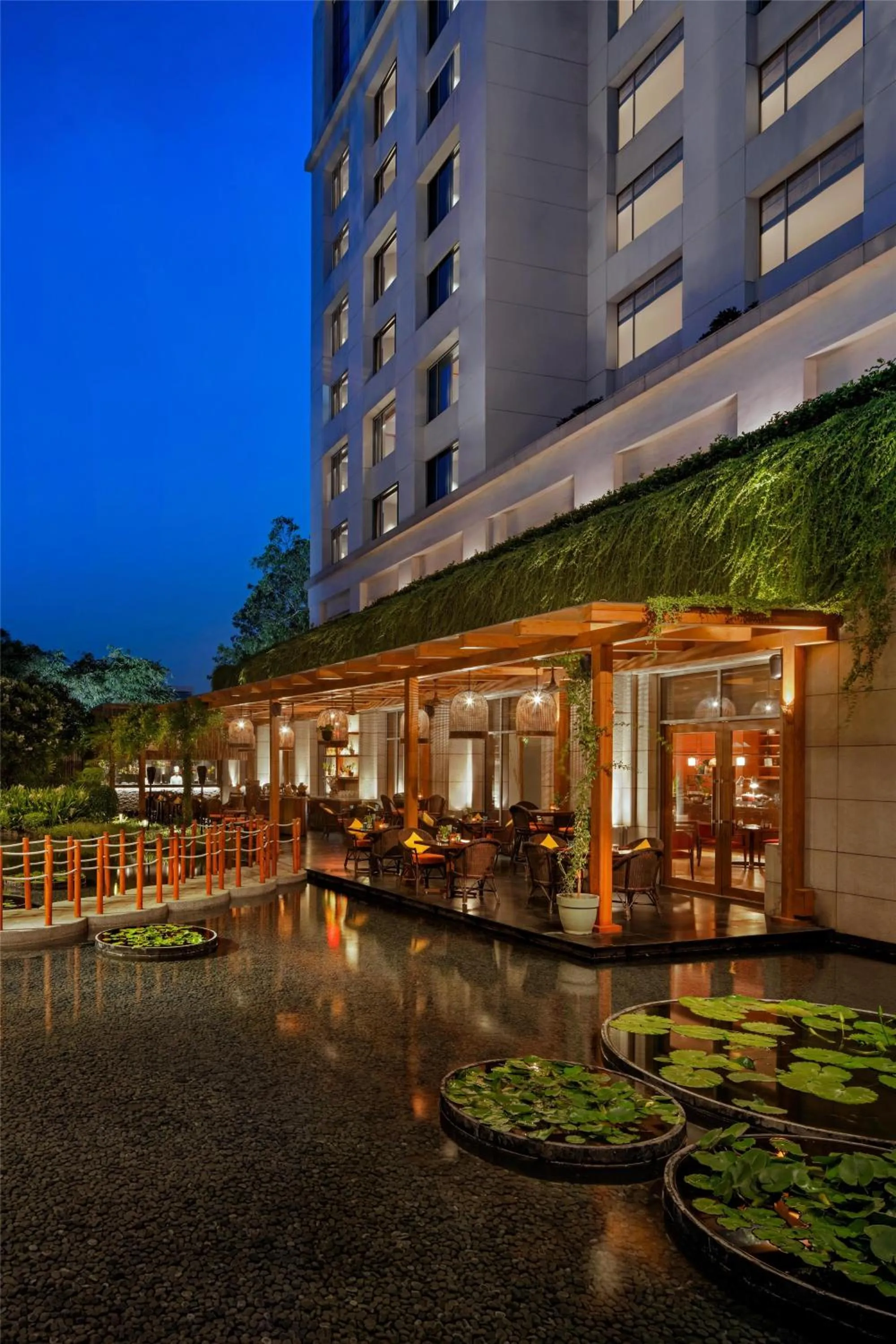 Restaurant/places to eat in Park Hyatt Chennai
