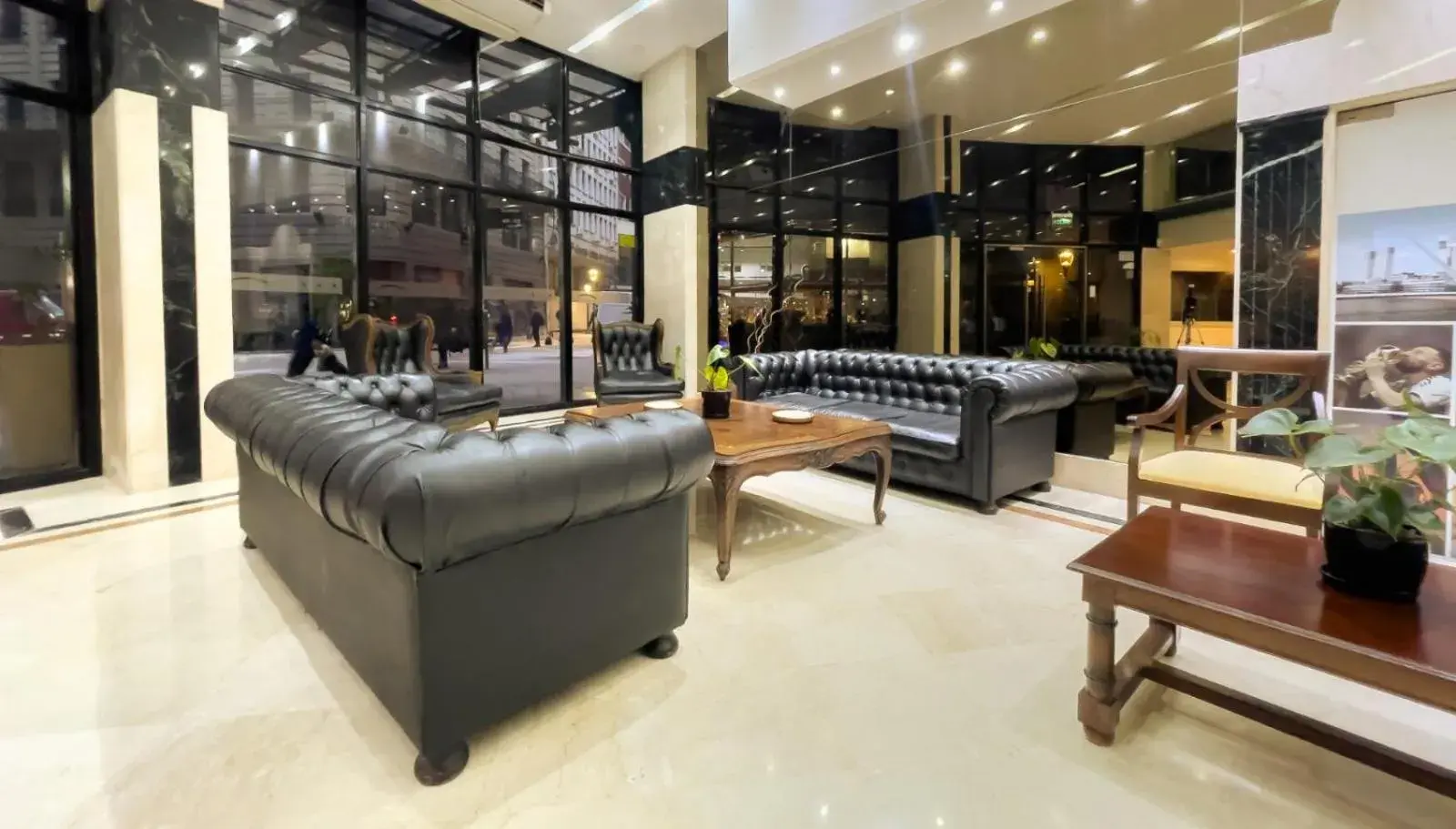 Lobby or reception in Hotel HR Plaza Luxor Lobby or reception in Hotel HR Plaza Luxor