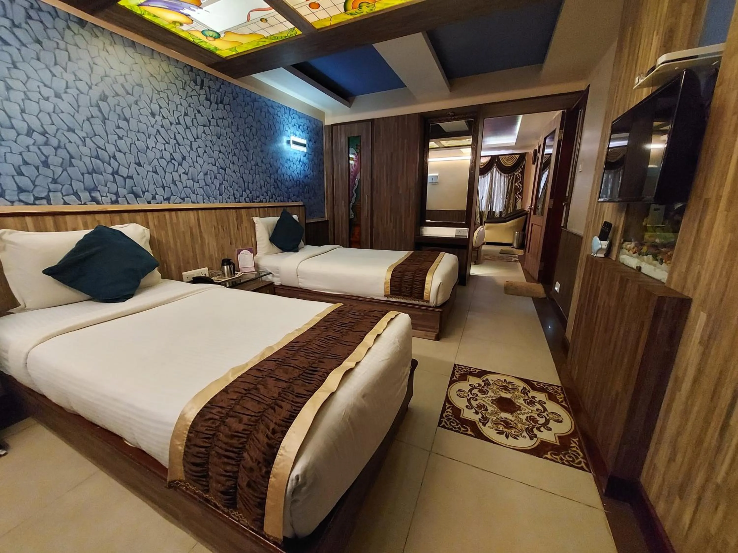 Bed in Astoria Residency