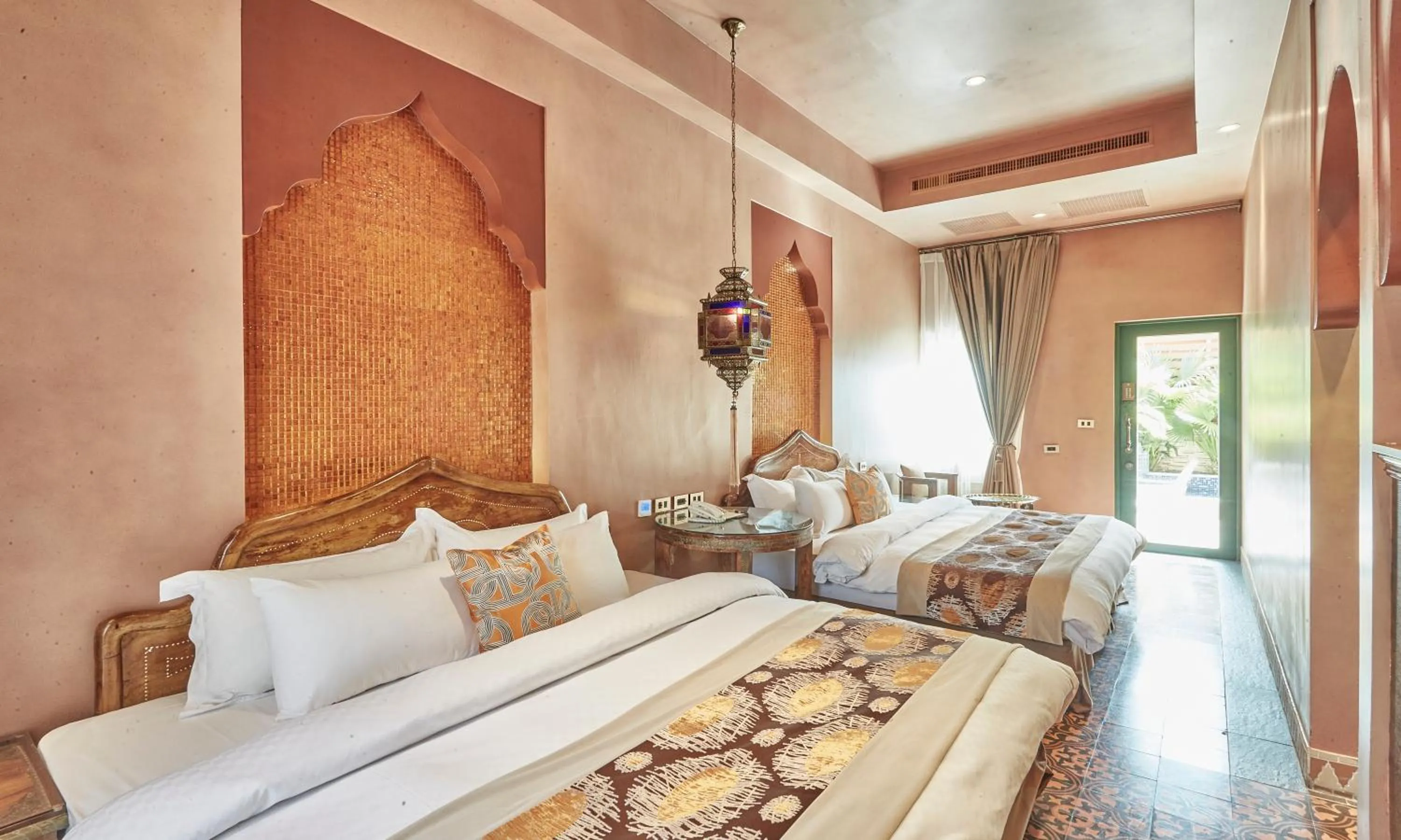 Bed in Kenting Amanda Hotel