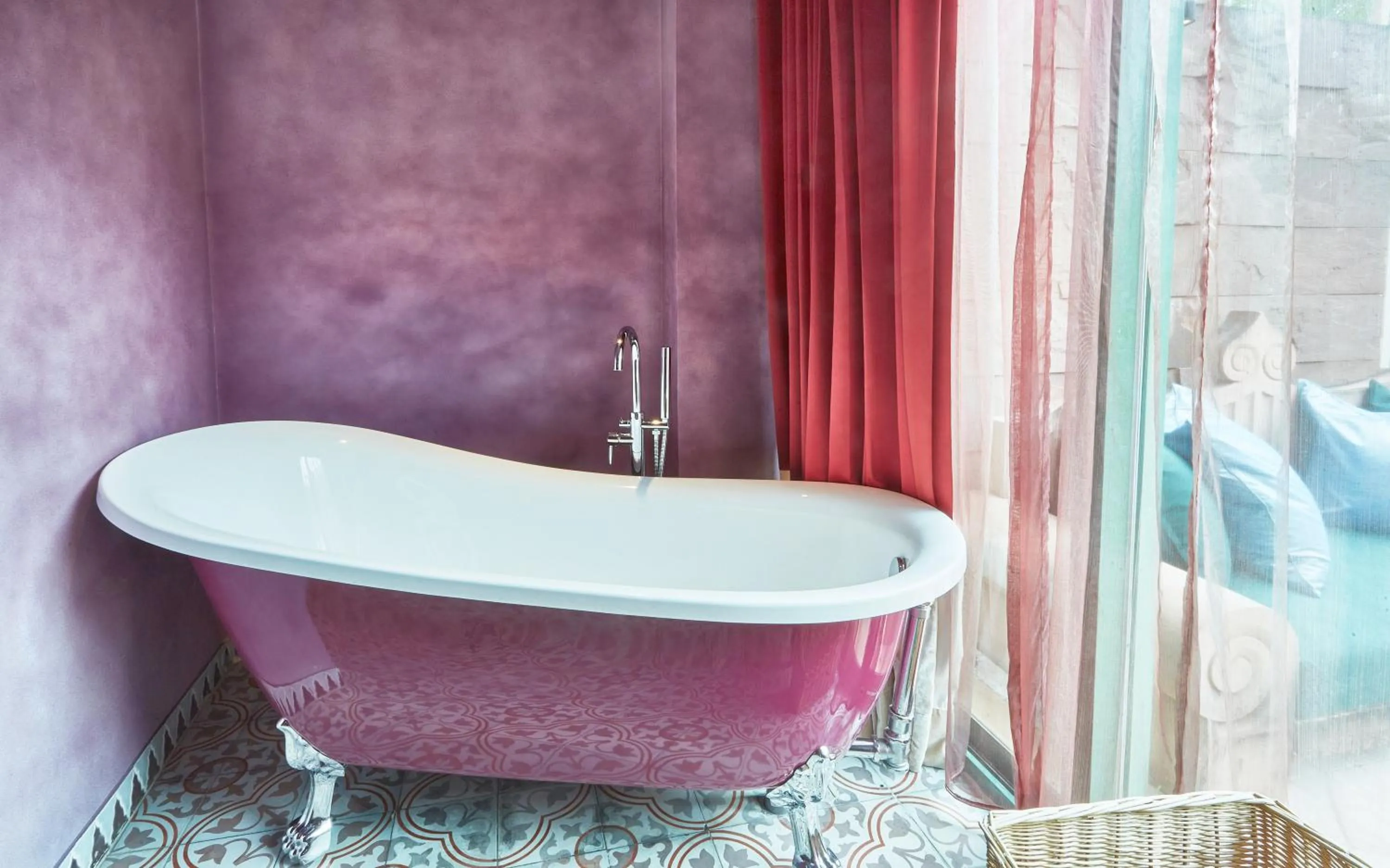 Shower in Kenting Amanda Hotel