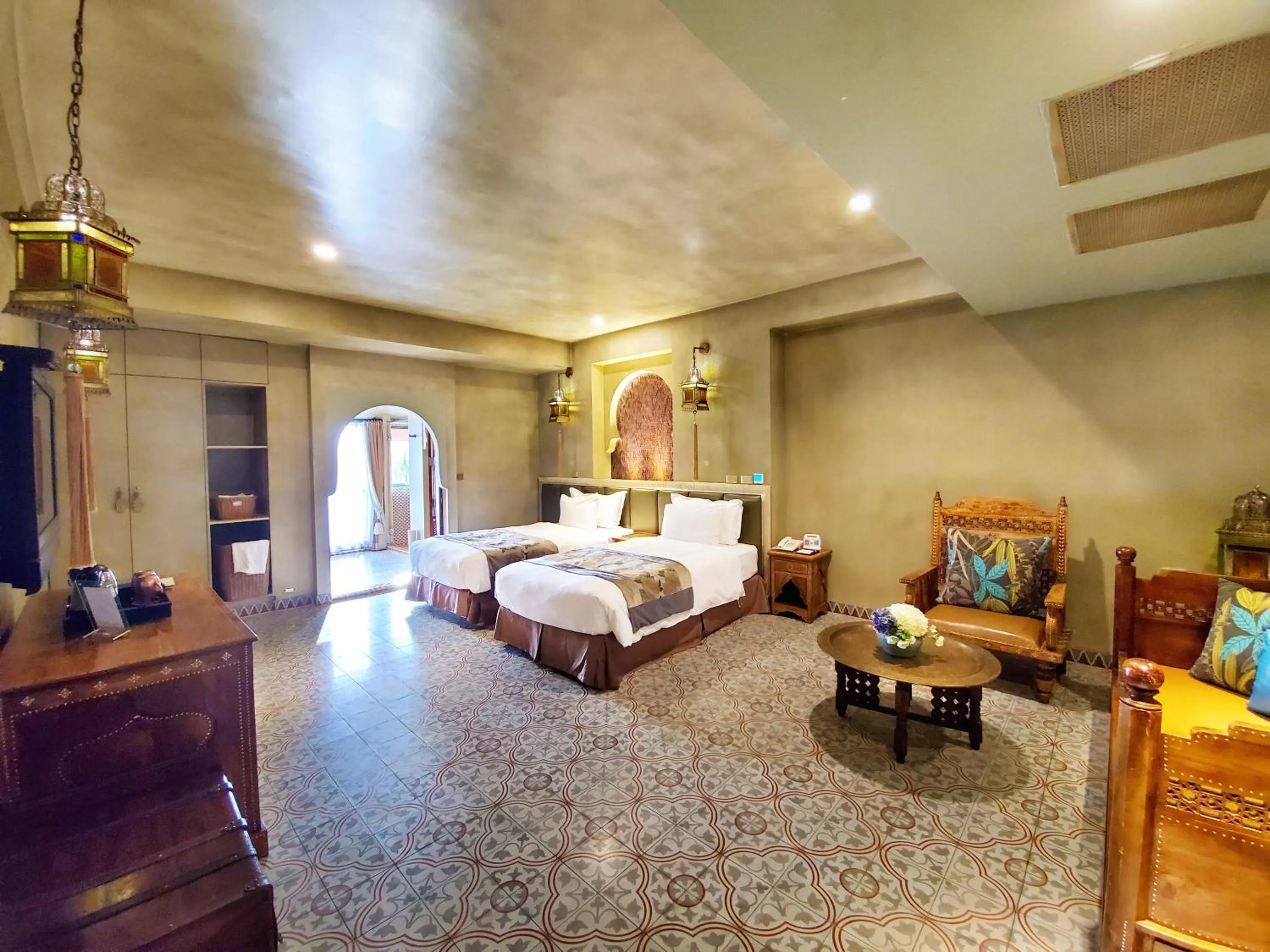 Photo of the whole room, Bed in Kenting Amanda Hotel