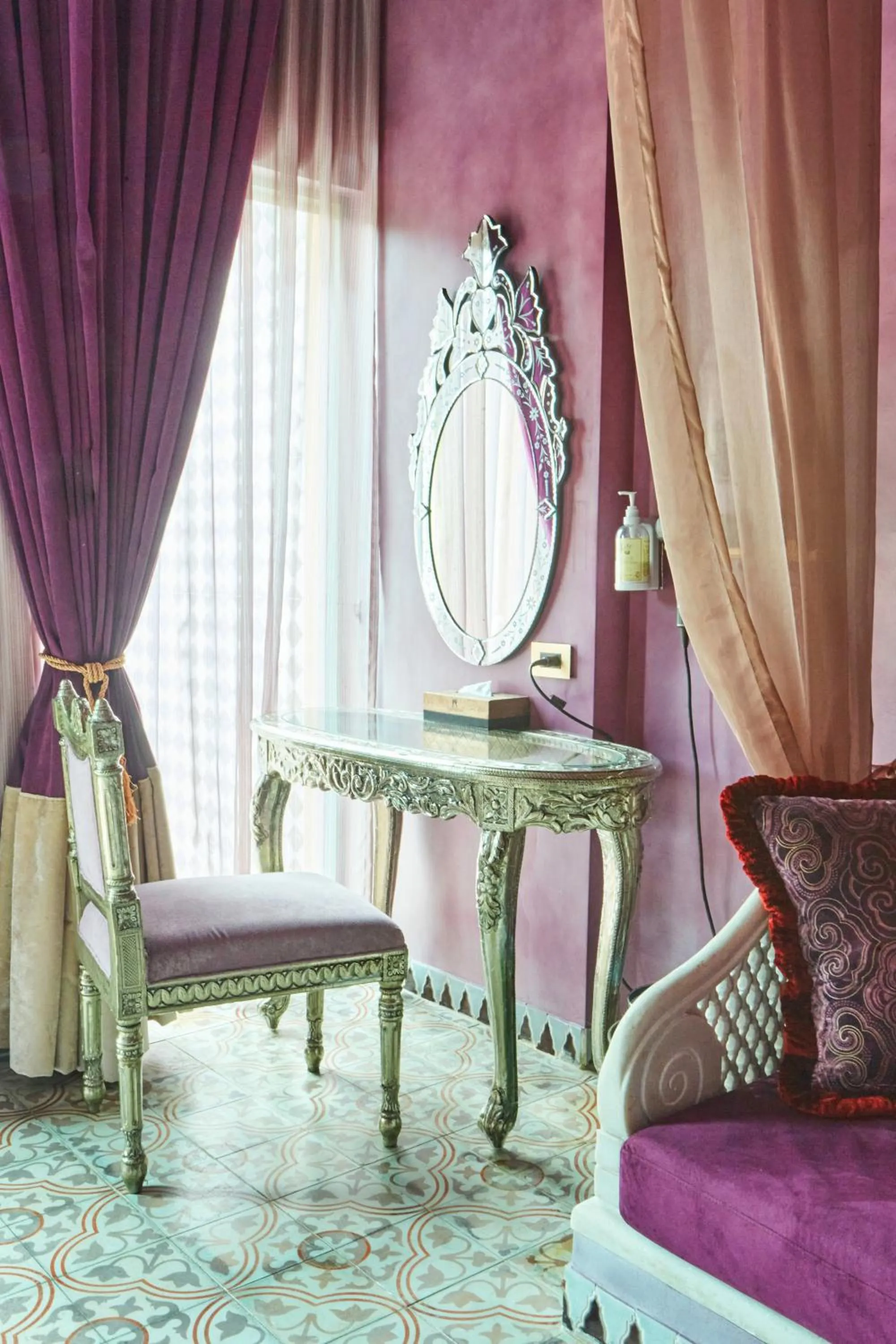 Seating area in Kenting Amanda Hotel