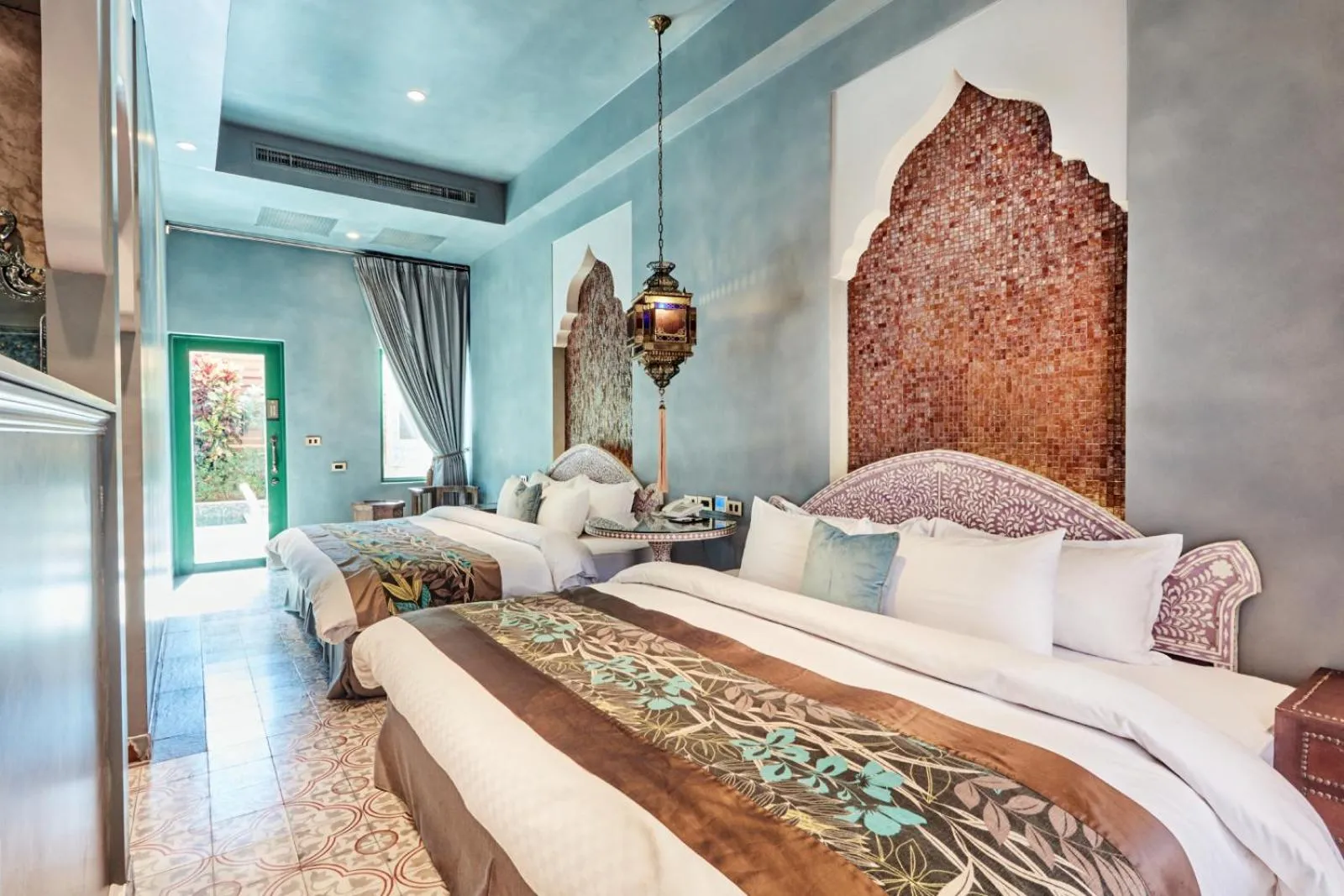 Bed in Kenting Amanda Hotel