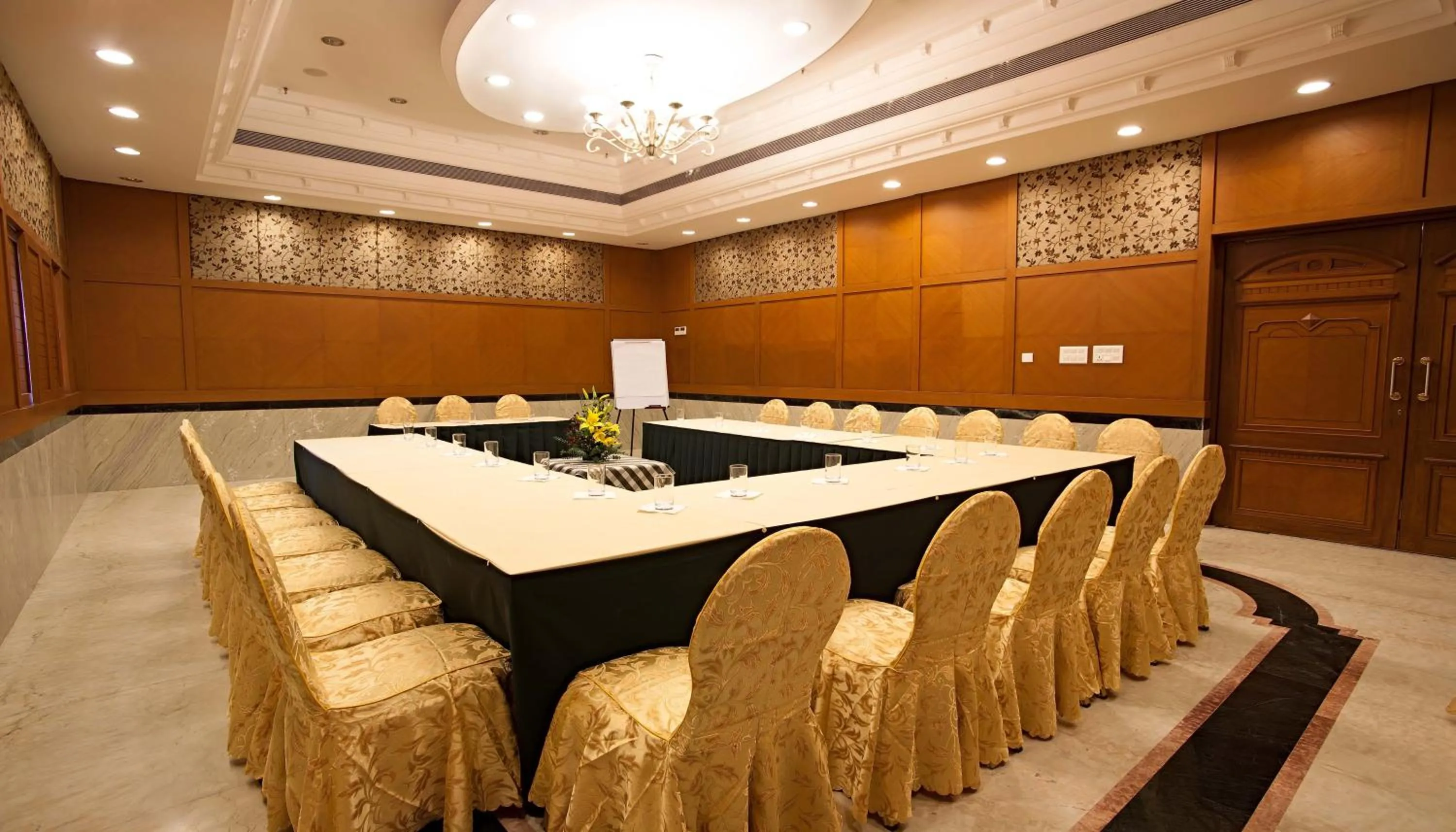 Business facilities in JP Chennai Hotel