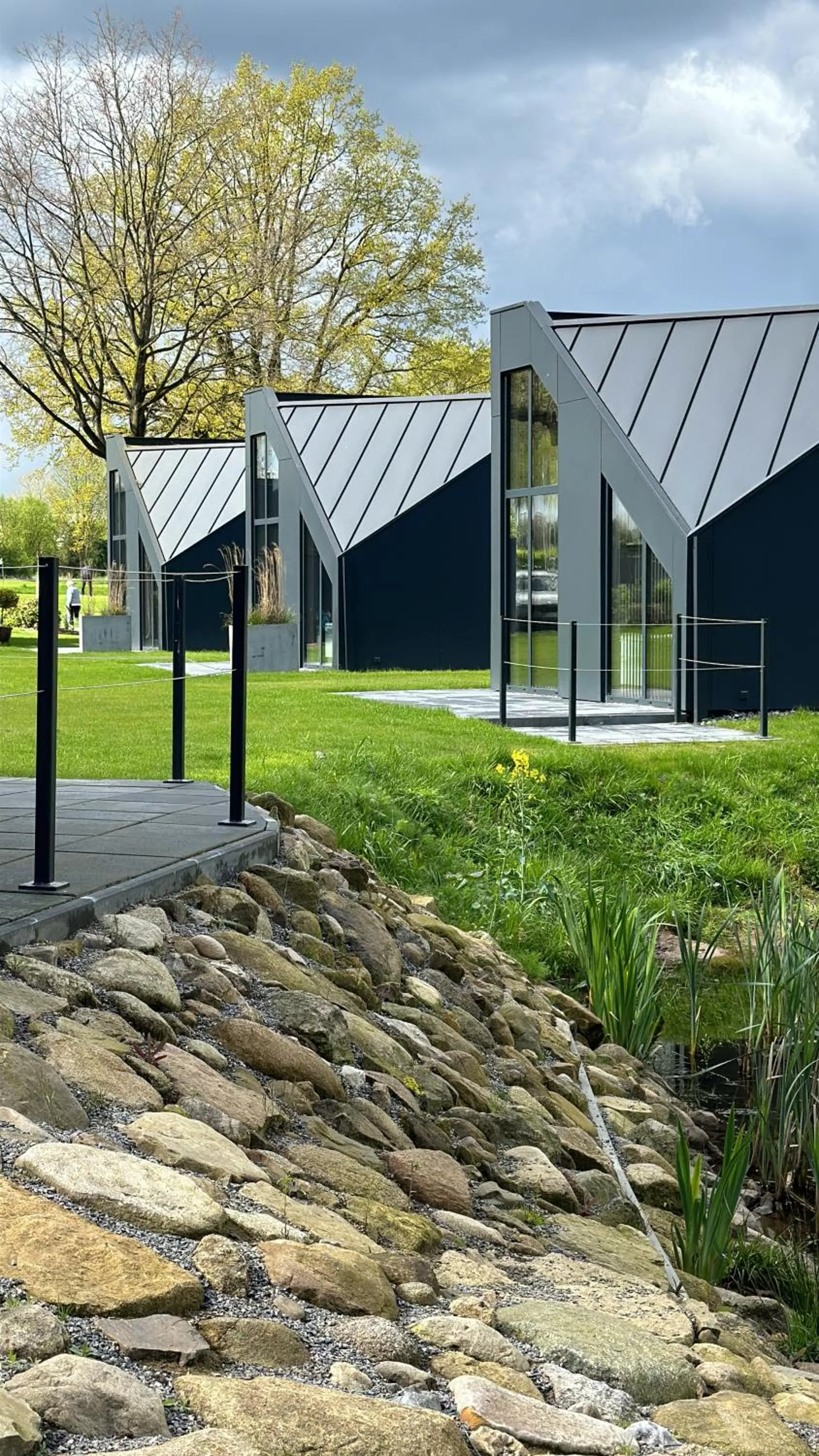 Property building in Hotel&Häuser HF GmbH