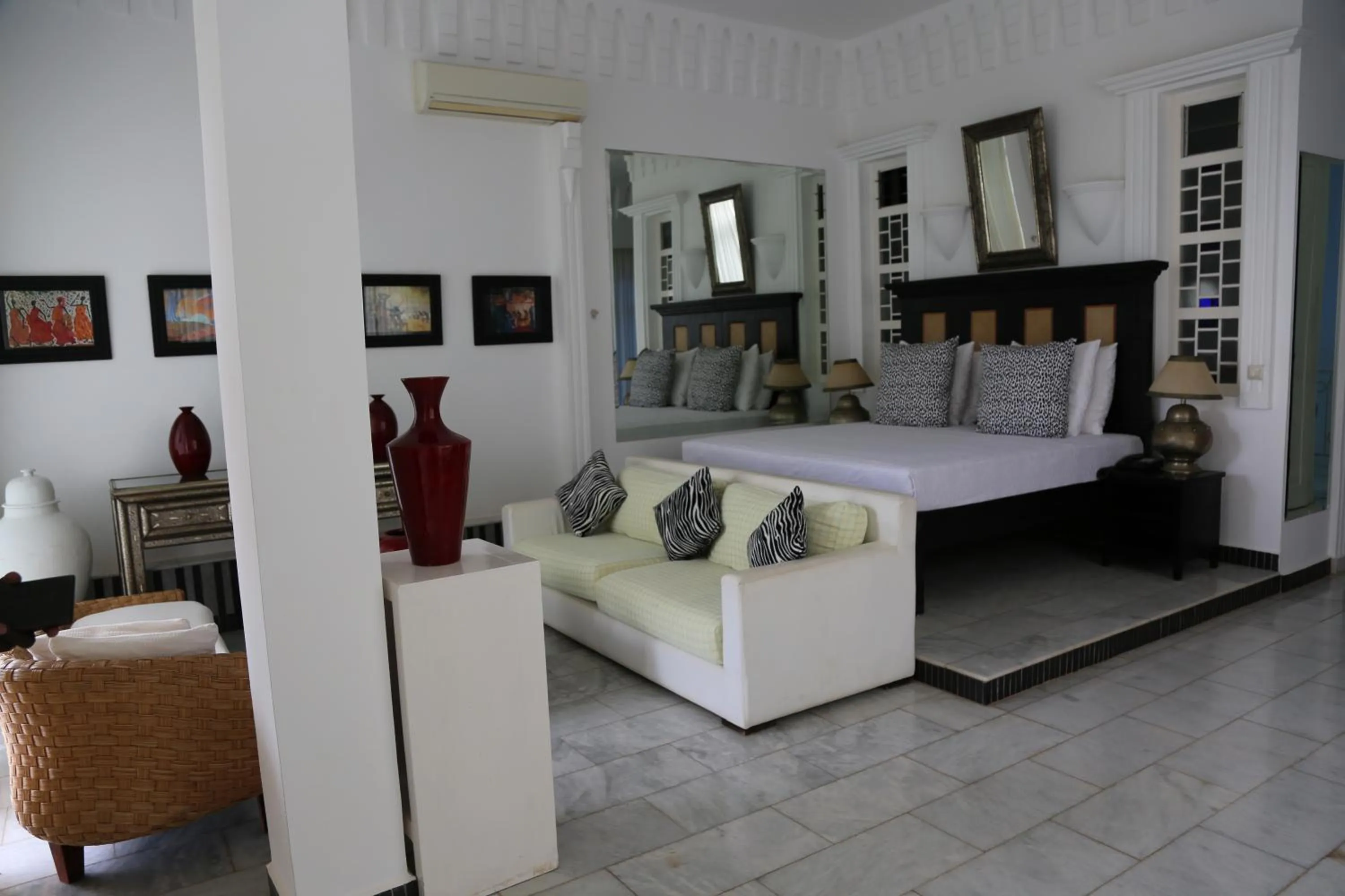 Bed in Coco Ocean Resort & Spa