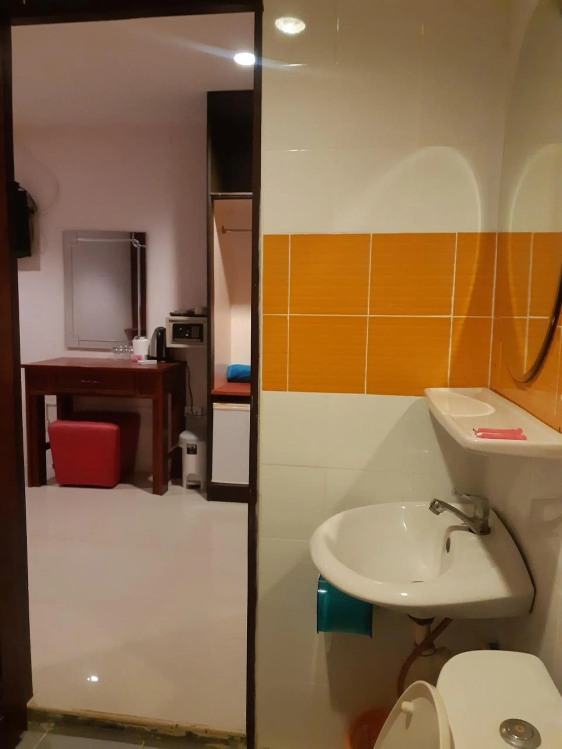 Photo of the whole room in Sabai House