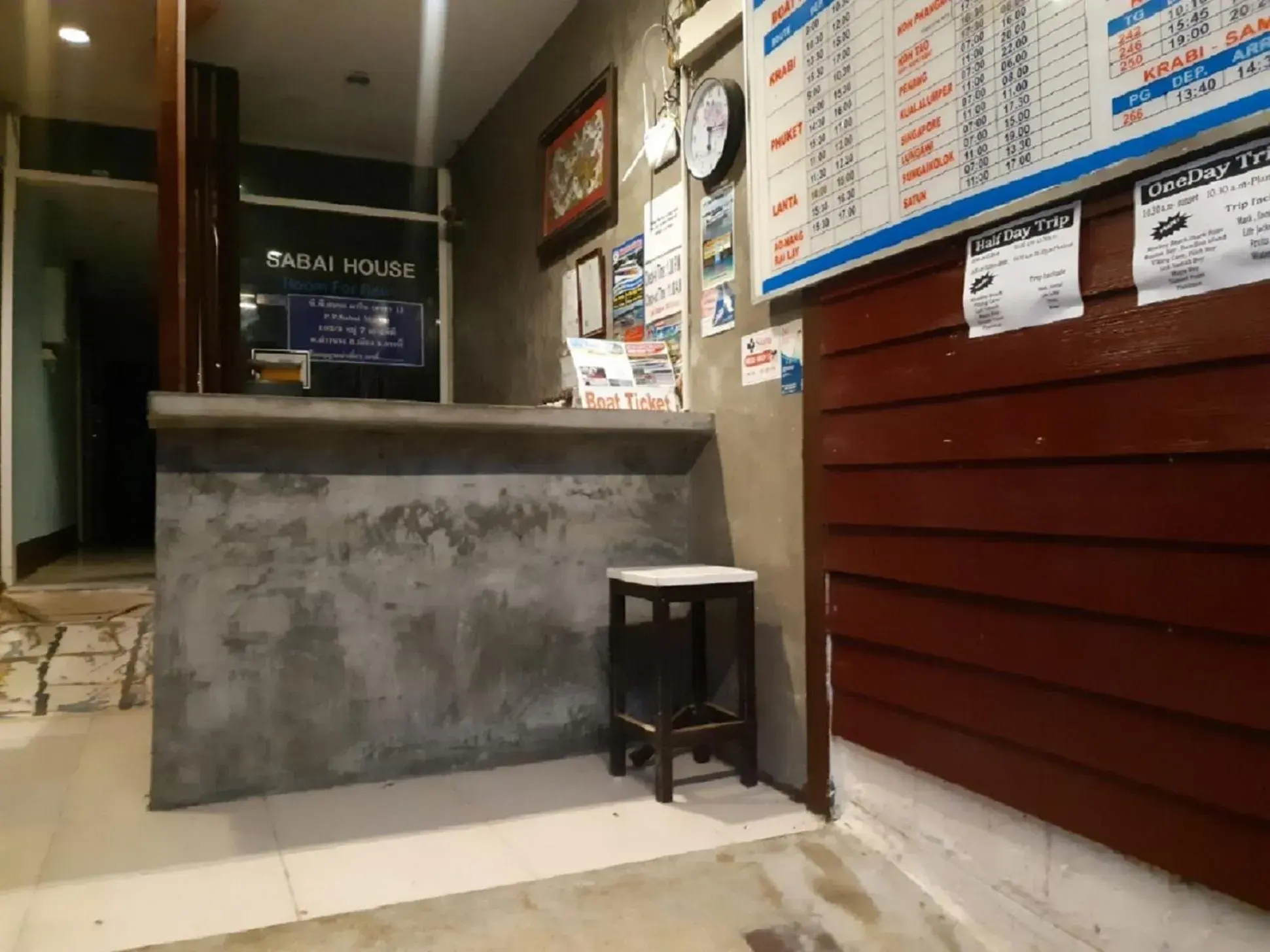 Property building in Sabai House Property building in Sabai House