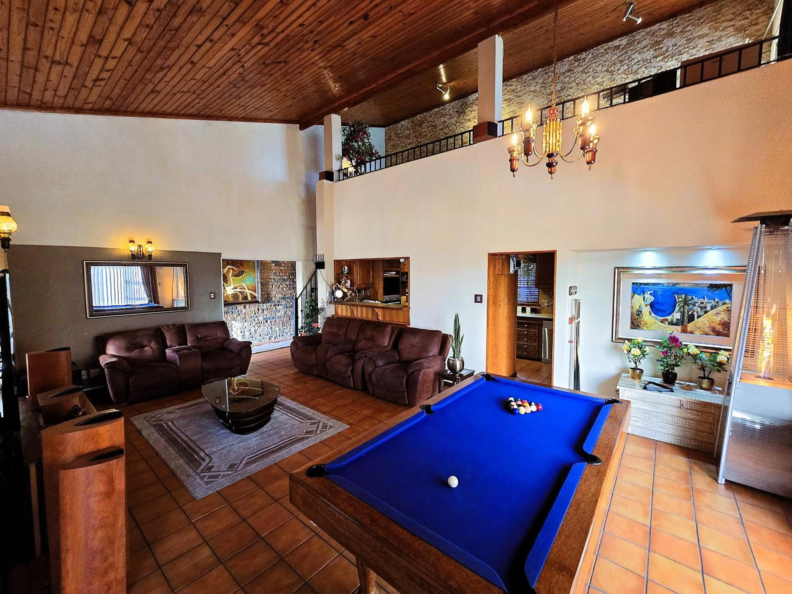 Billiard in Walters Lane Luxury Accommodation main house - No loadshedding