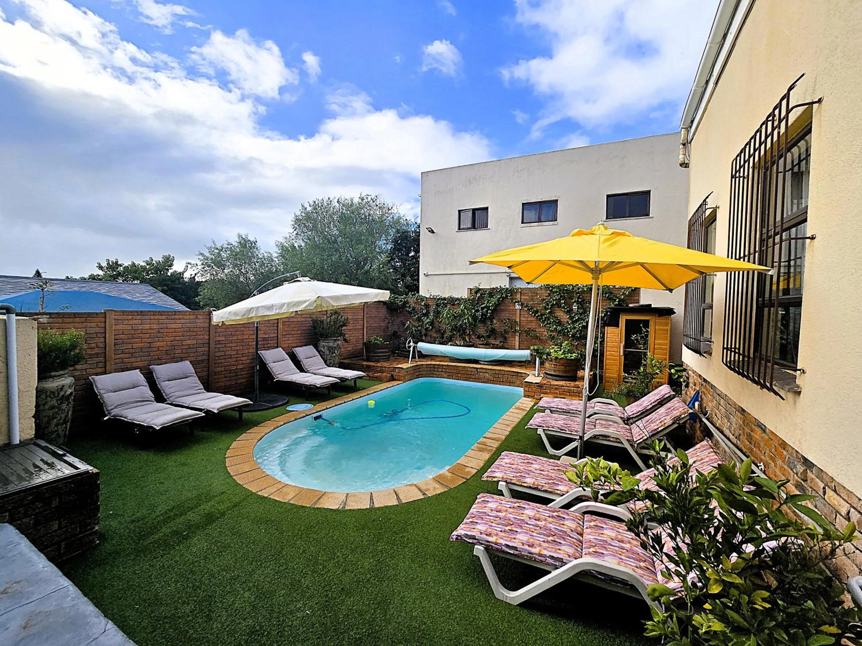 Swimming pool in Walters Lane Luxury Accommodation main house - No loadshedding