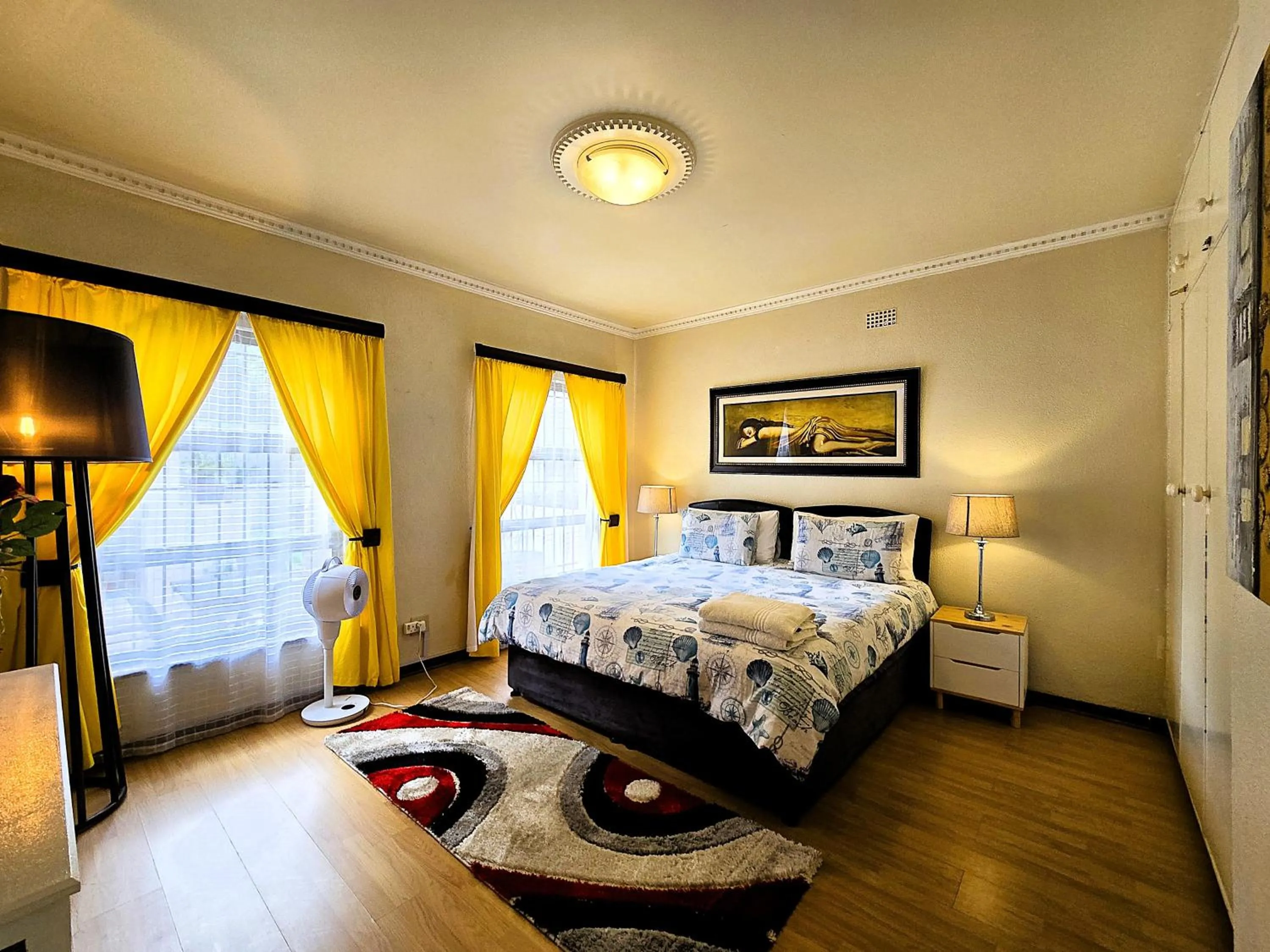 Photo of the whole room, Bed in Walters Lane Luxury Accommodation main house - No loadshedding
