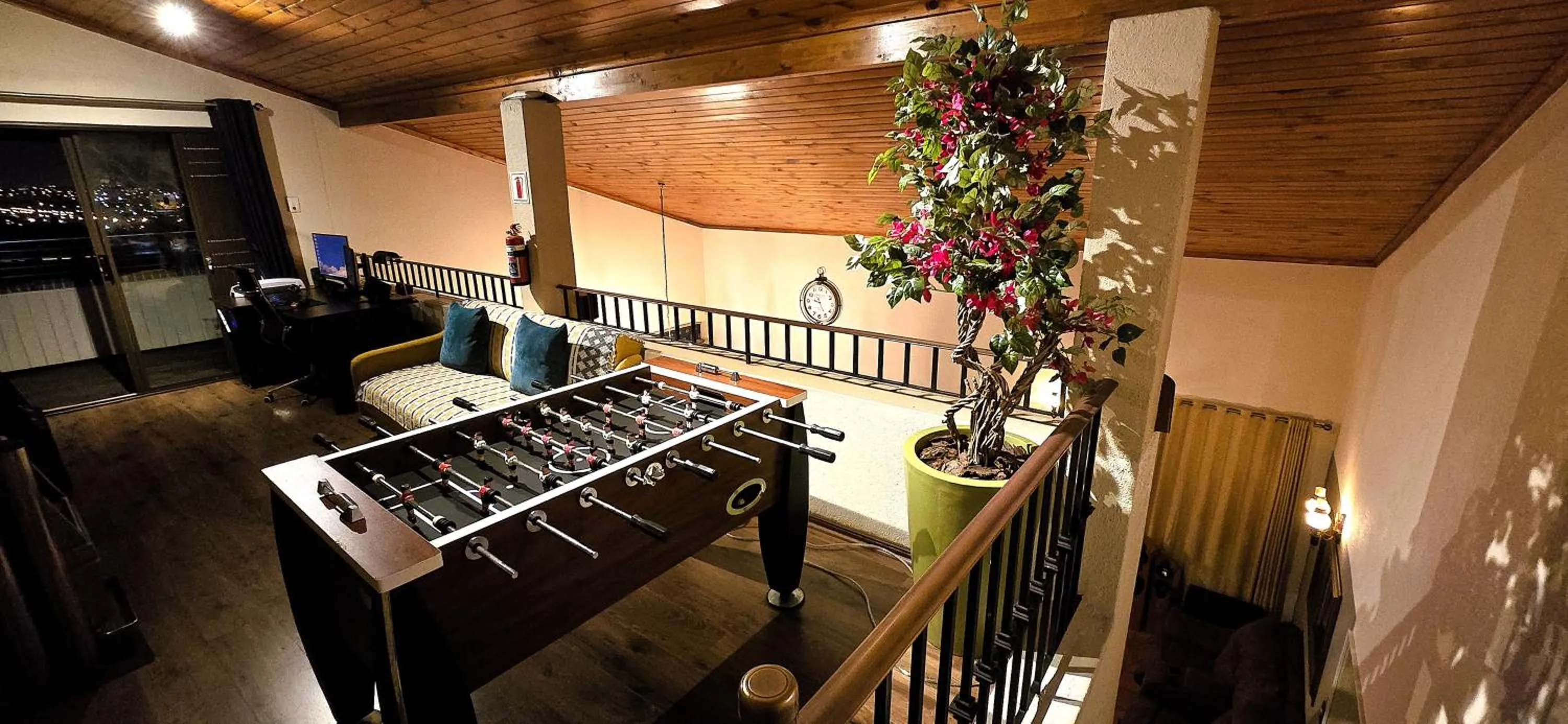 Seating area in Walters Lane Luxury Accommodation main house - No loadshedding