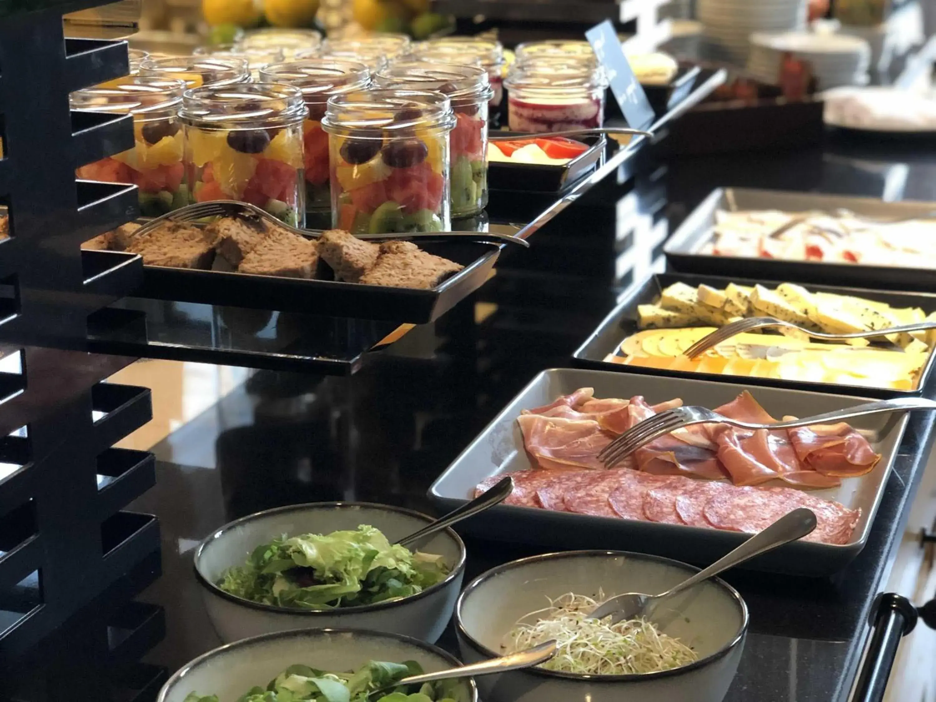 Breakfast in Mercure Wiazowna Brant Breakfast in Mercure Wiazowna Brant